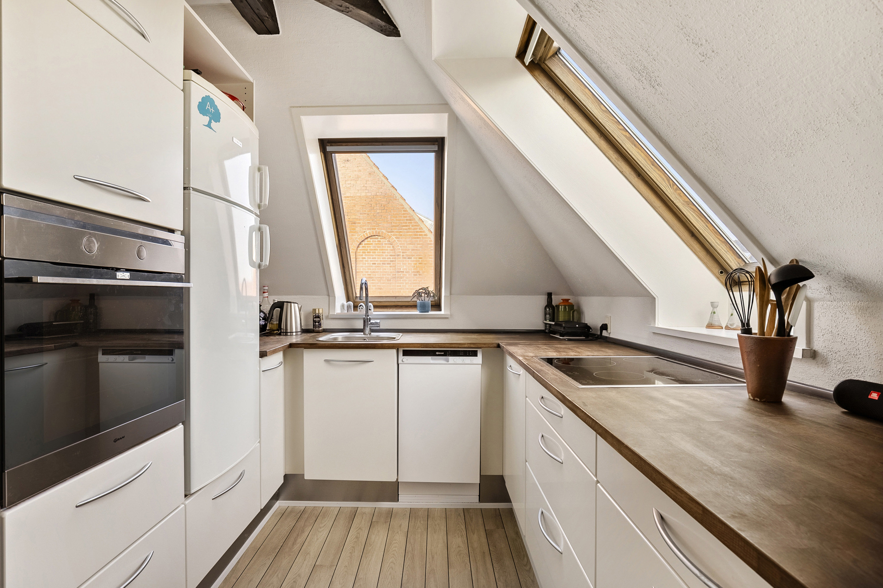 Fremhævet køkken billede i fuldskærmstilstand. Billede af Unsgaardsgade 14, 2., 5000 Odense C