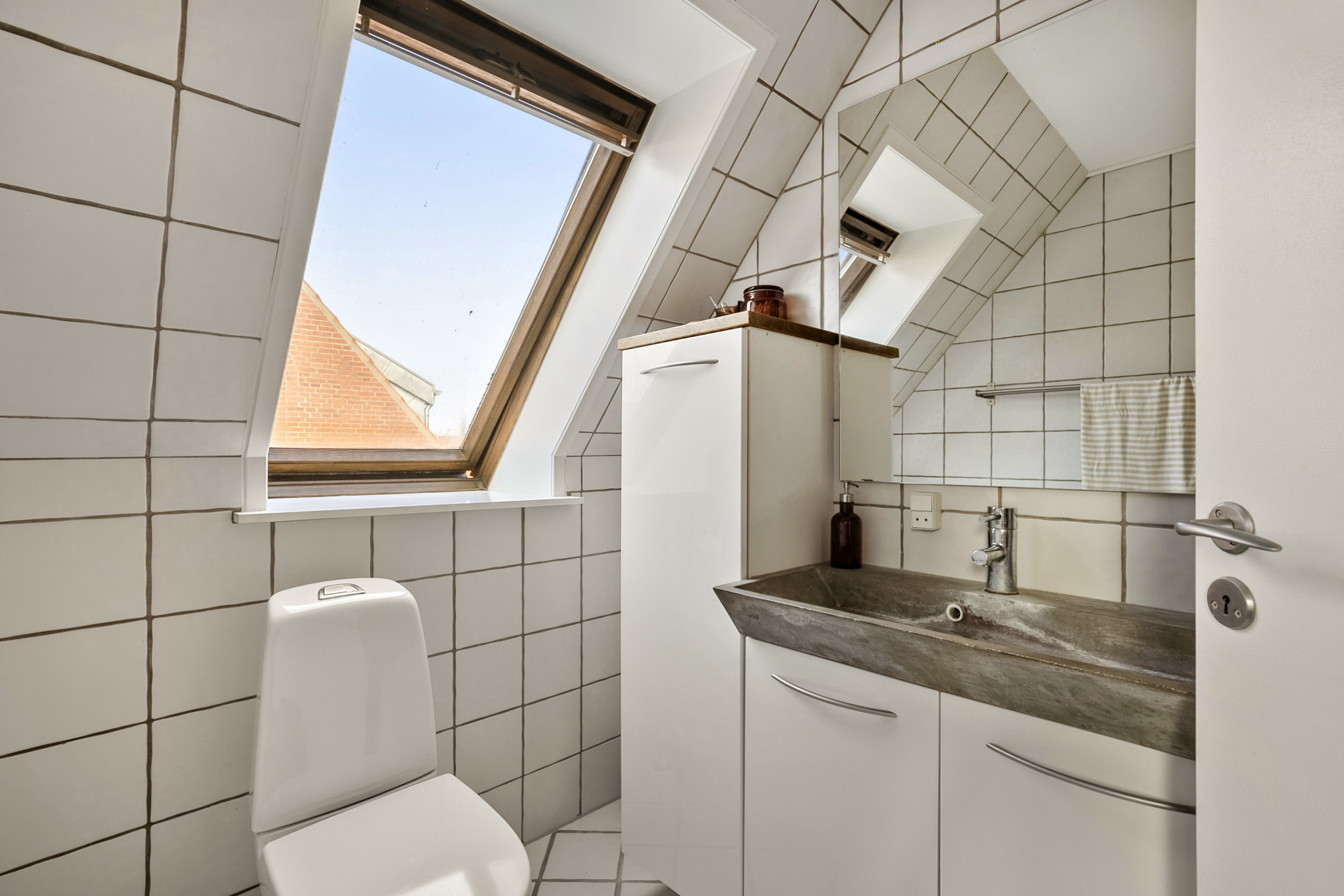 Fremhævet badeværelse billede i fuldskærmstilstand. Billede af Unsgaardsgade 14, 2., 5000 Odense C