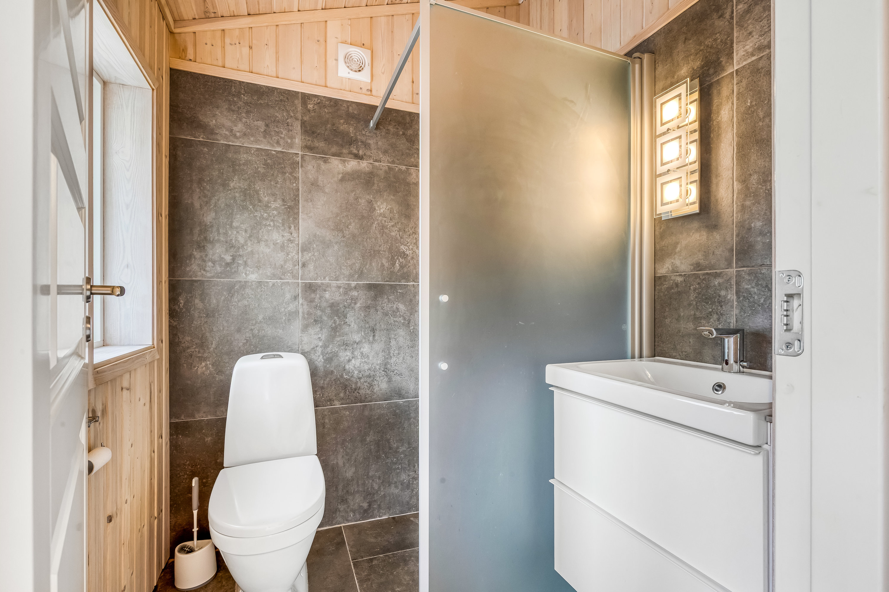 Fremhævet  billede i fuldskærmstilstand. Billede af Sommerlystvej 22, Mosebølle, 4640 Faxe