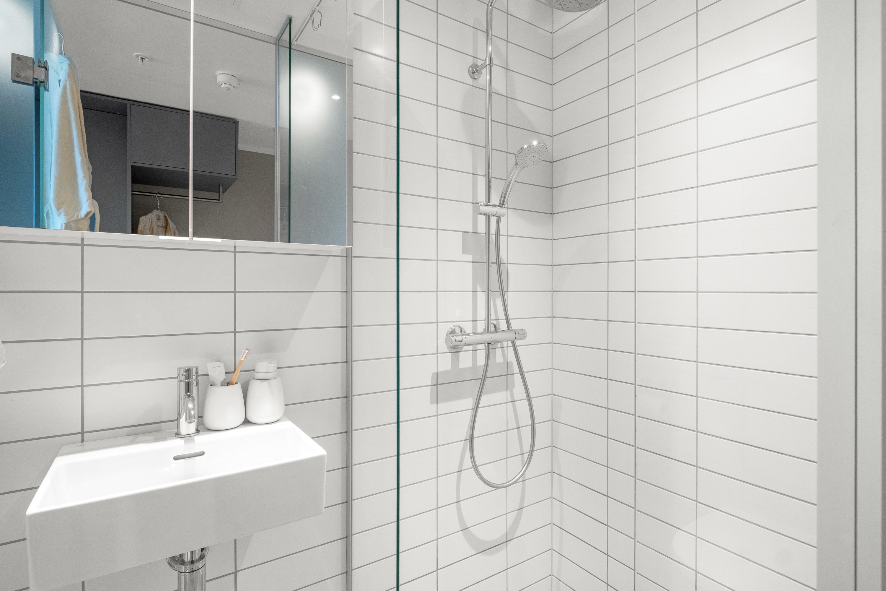 Fremhævet badeværelse billede i fuldskærmstilstand. Billede af Gøteborg Allé 6, 1. 8., 8200 Aarhus N