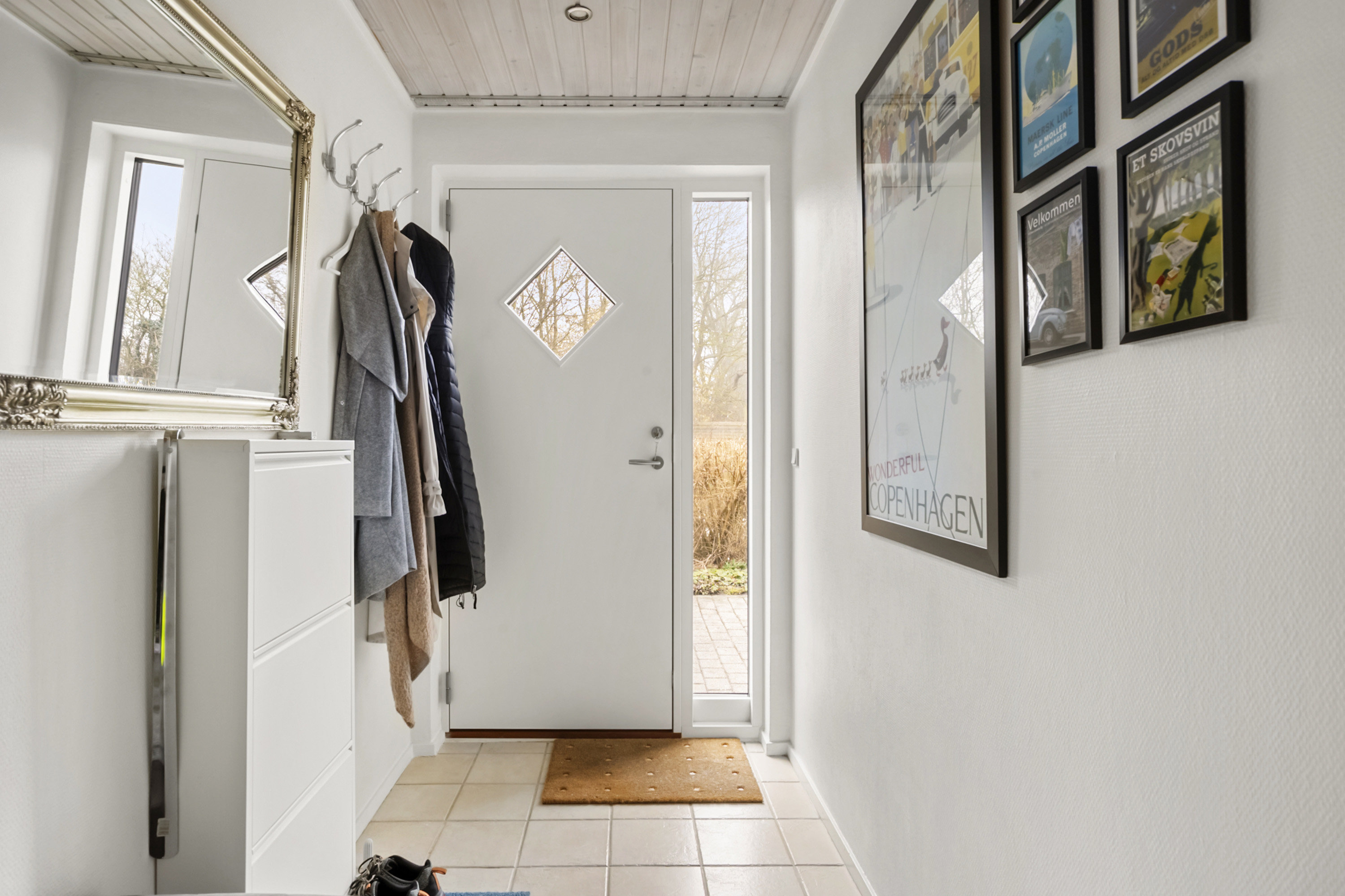 Fremhævet entré billede i fuldskærmstilstand. Billede af Lundsbjerg Møllevej 35, Begyndt, 6200 Aabenraa