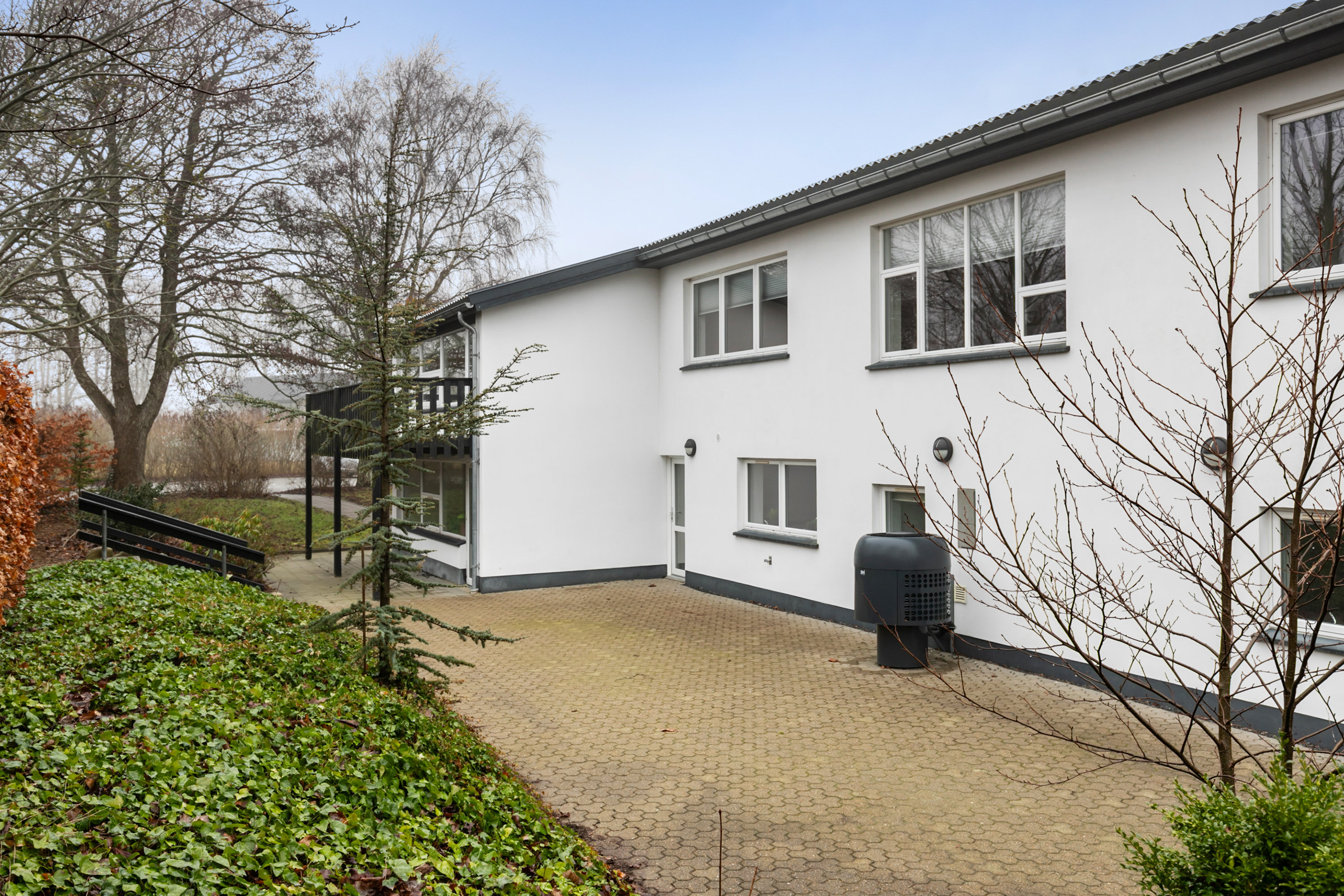 Fremhævet facade billede i fuldskærmstilstand. Billede af Hammershøj 33, Øland, 9460 Brovst