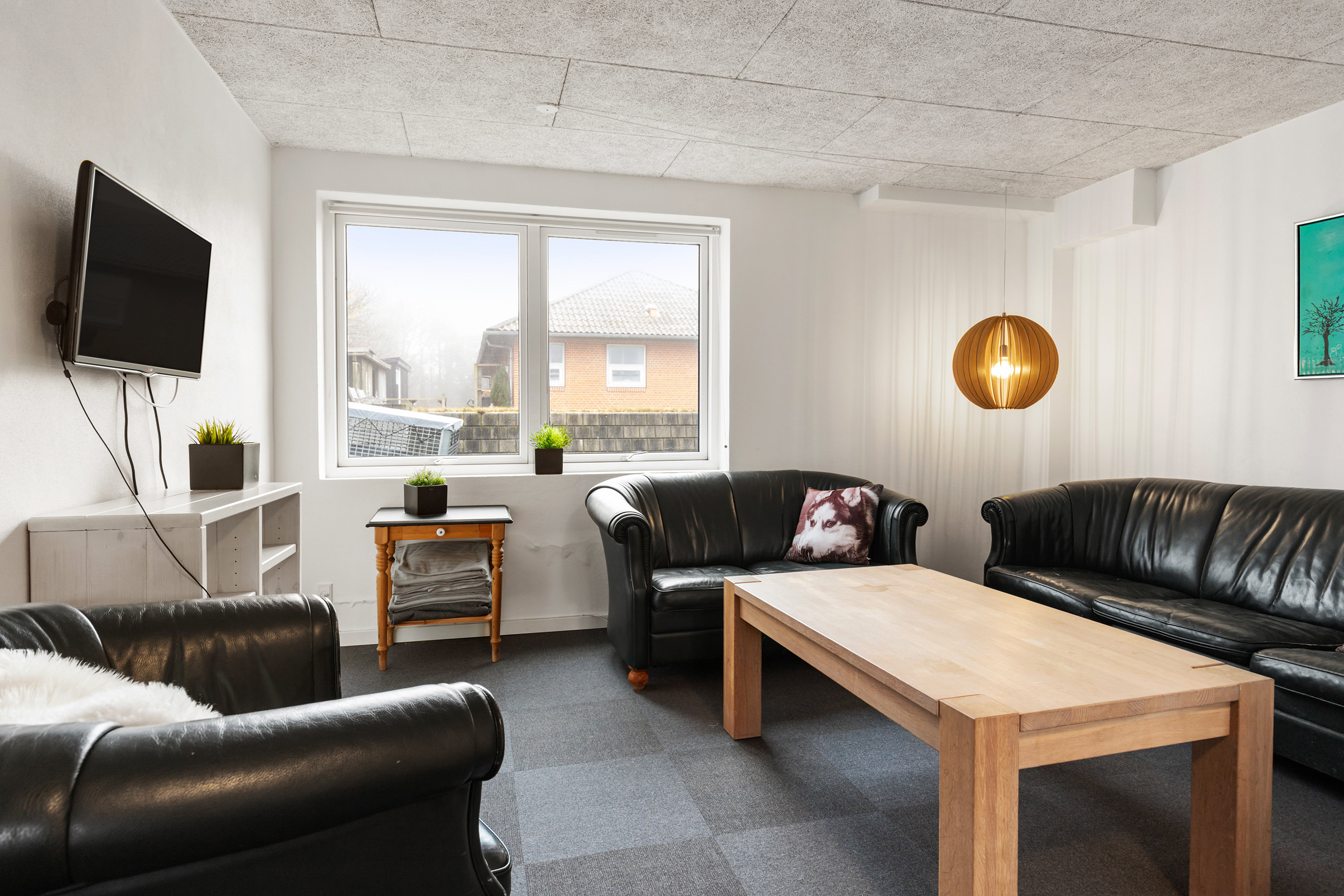 Fremhævet stue billede i fuldskærmstilstand. Billede af Hammershøj 33, Øland, 9460 Brovst