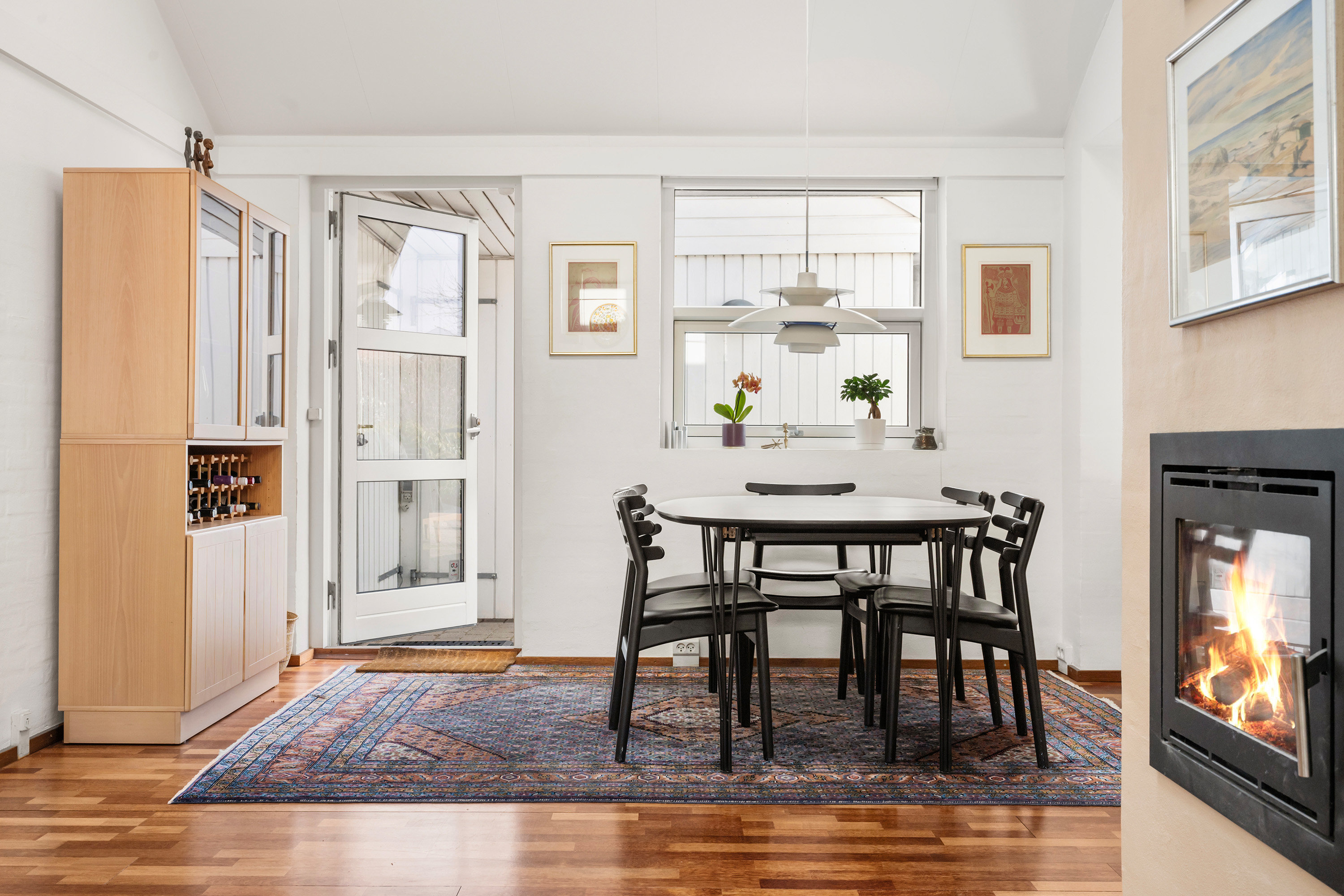 Fremhævet spisekøkken billede i fuldskærmstilstand. Billede af Frydenlund Park 49, 2950 Vedbæk