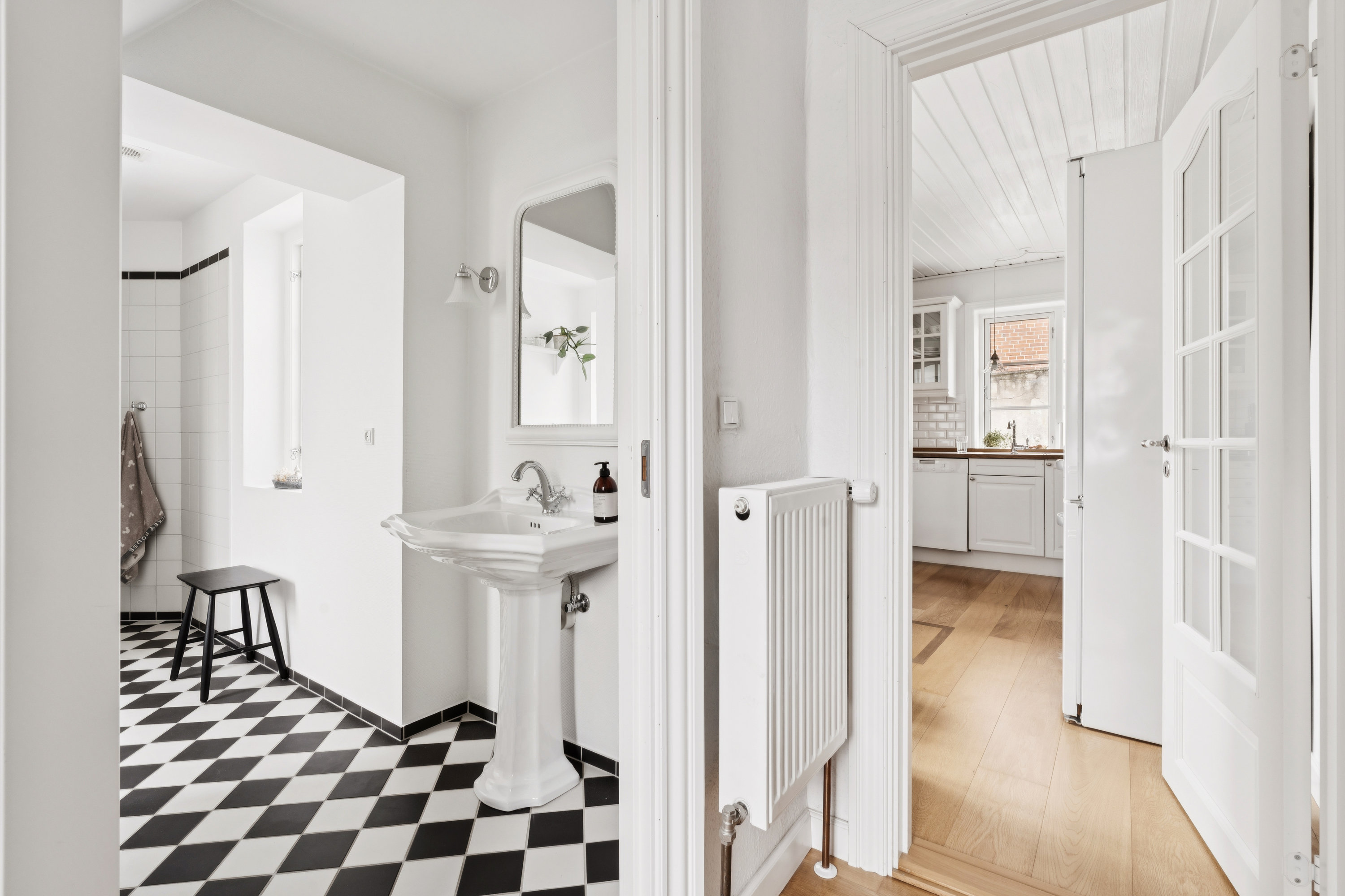 Fremhævet gang billede i fuldskærmstilstand. Billede af Enghavevej 50, Vejgaard, 9000 Aalborg