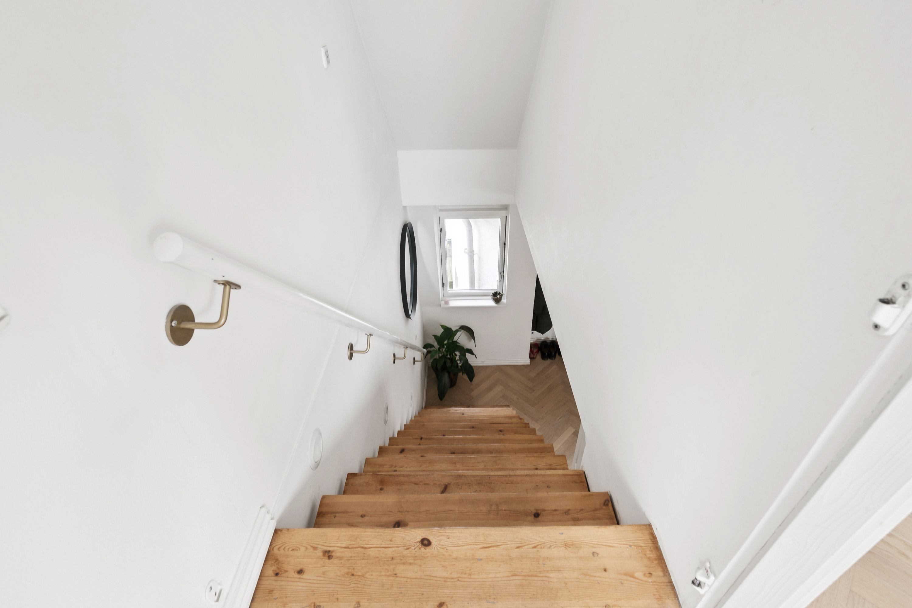 Fremhævet trappe billede i fuldskærmstilstand. Billede af Skt. Pauls Gade 36, 2. tv., 8000 Aarhus C