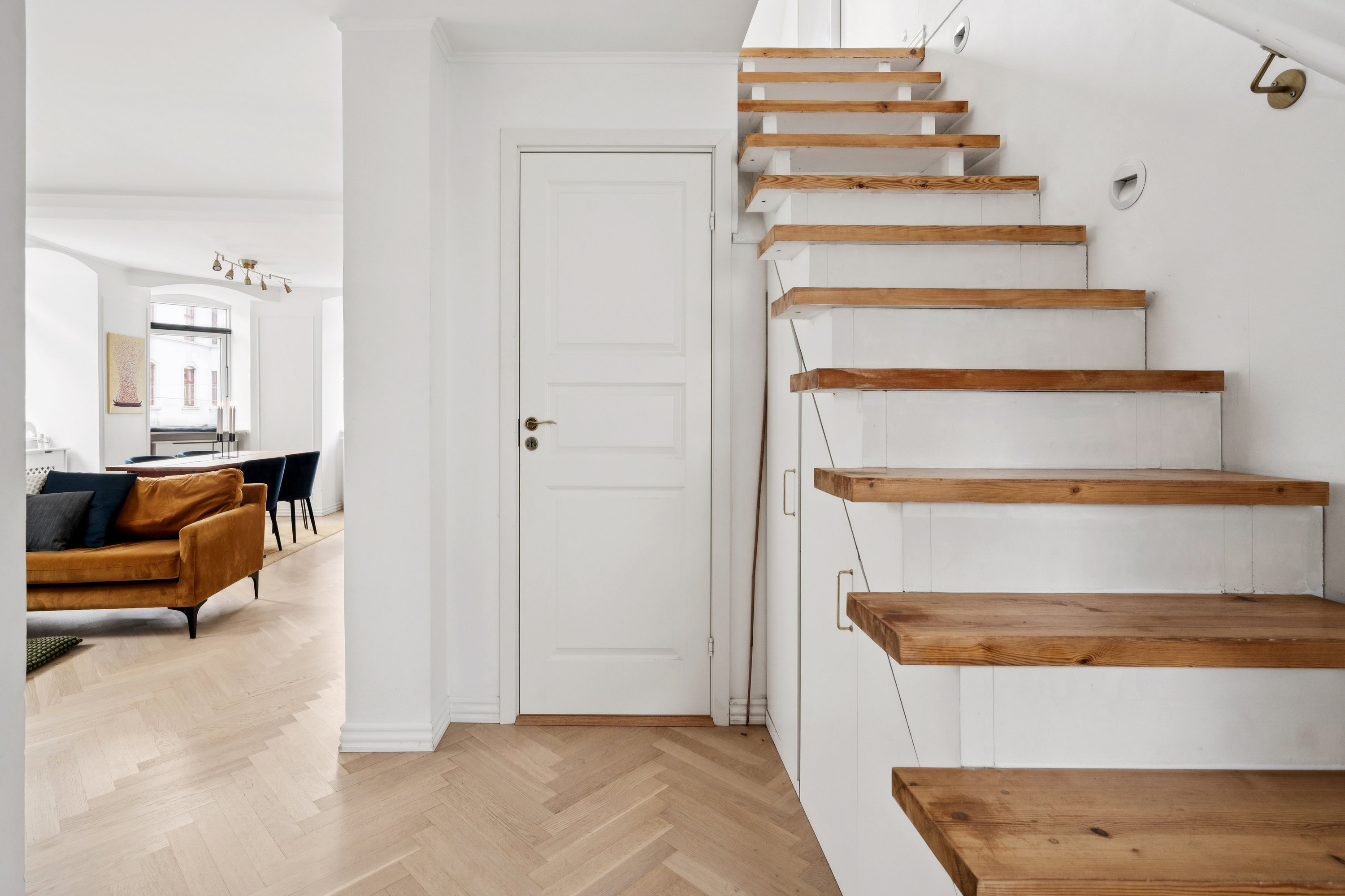 Fremhævet trappe billede i fuldskærmstilstand. Billede af Skt. Pauls Gade 36, 2. tv., 8000 Aarhus C