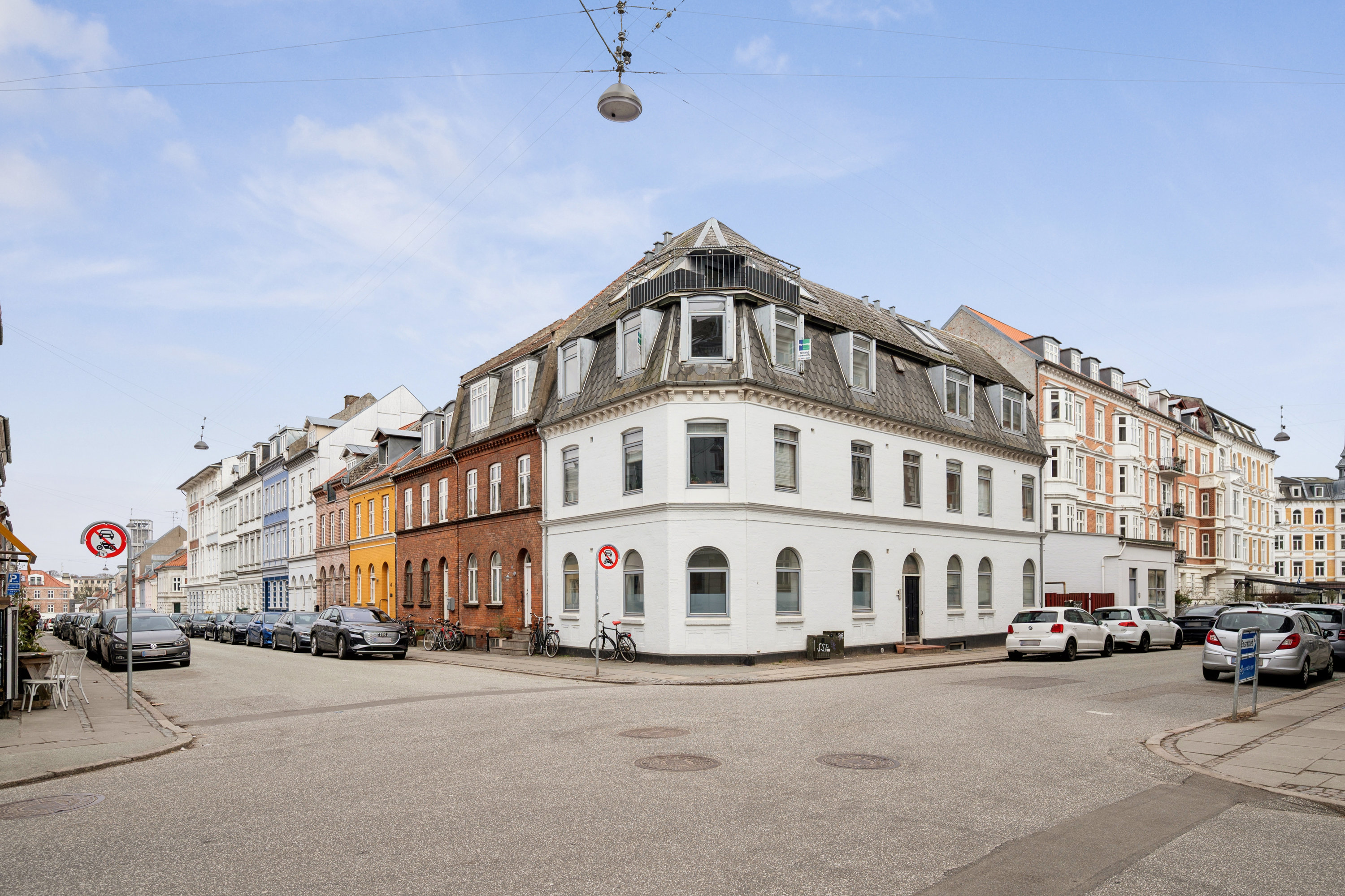 Fremhævet andet billede i fuldskærmstilstand. Billede af Skt. Pauls Gade 36, 2. tv., 8000 Aarhus C