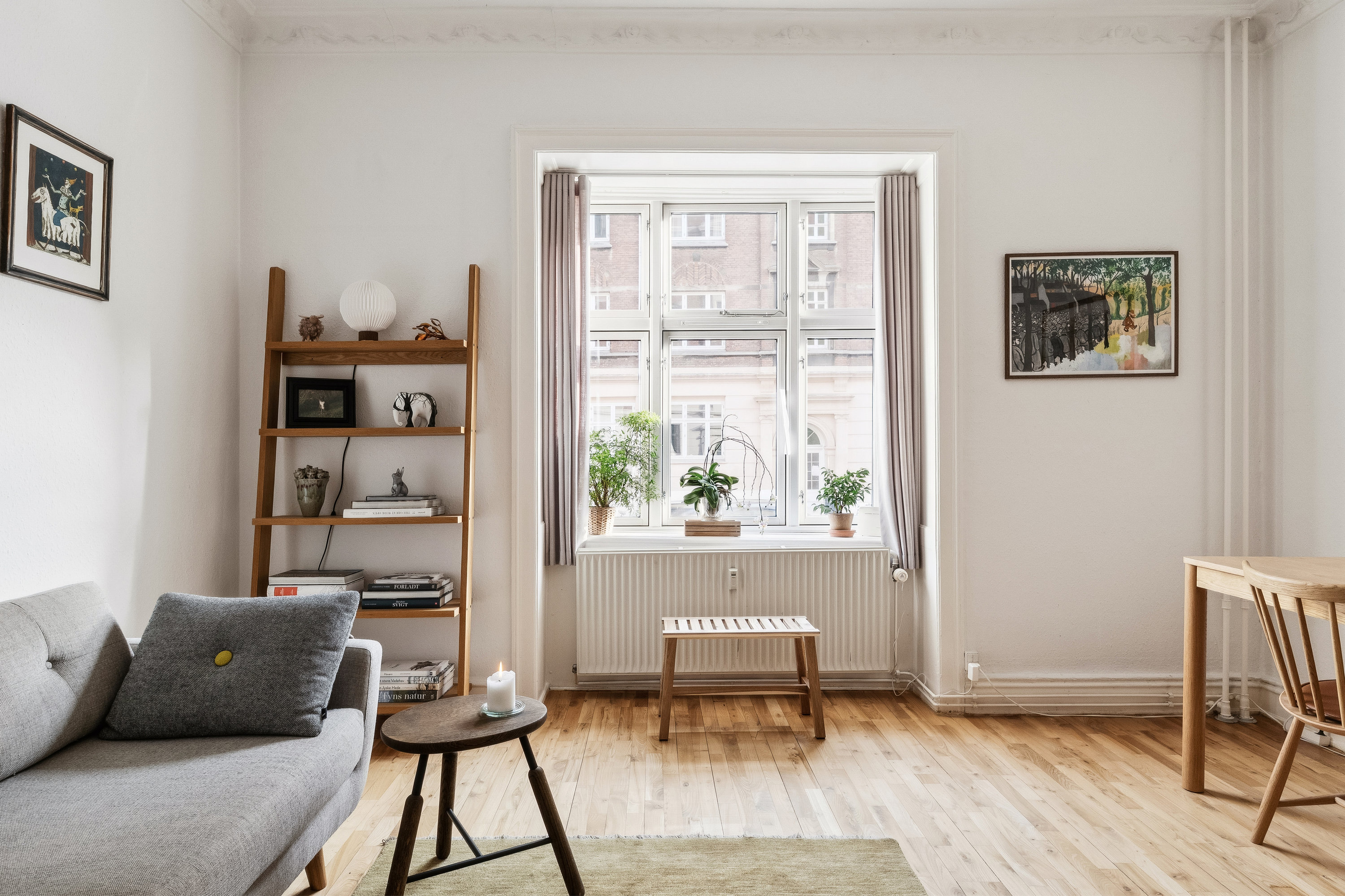 Fremhævet stue billede i fuldskærmstilstand. Billede af Kildevældsgade 68, st.. th., 2100 København Ø