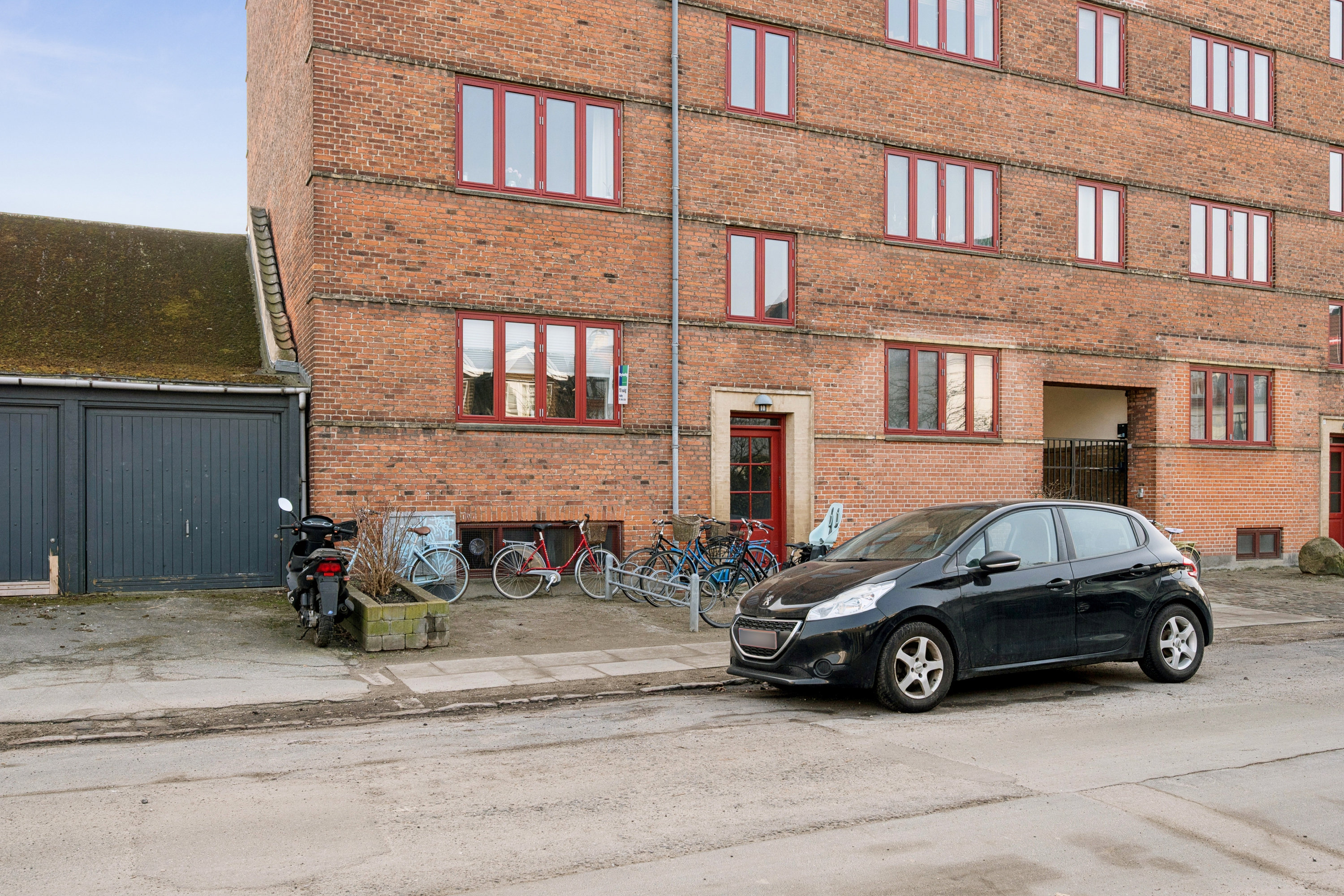 Fremhævet andet billede i fuldskærmstilstand. Billede af Karensgade 10, st.. tv., 2500 Valby