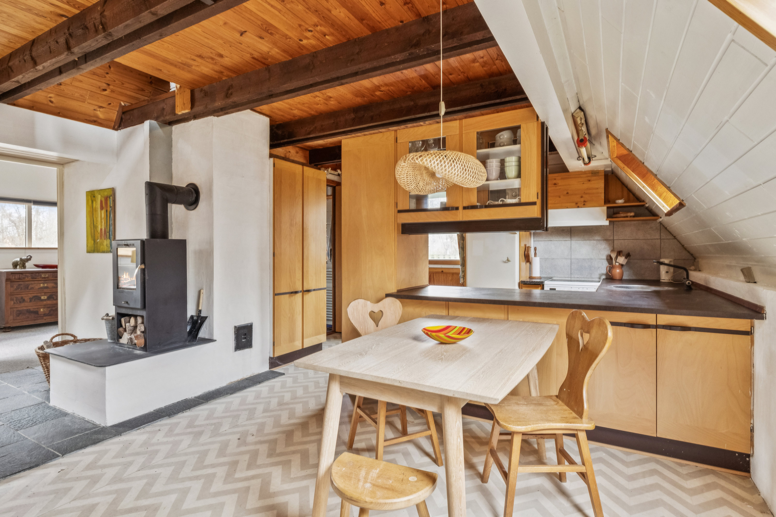 Fremhævet køkken alrum billede i fuldskærmstilstand. Billede af Mellemtoften 42, Selkær Mølle, 8585 Glesborg