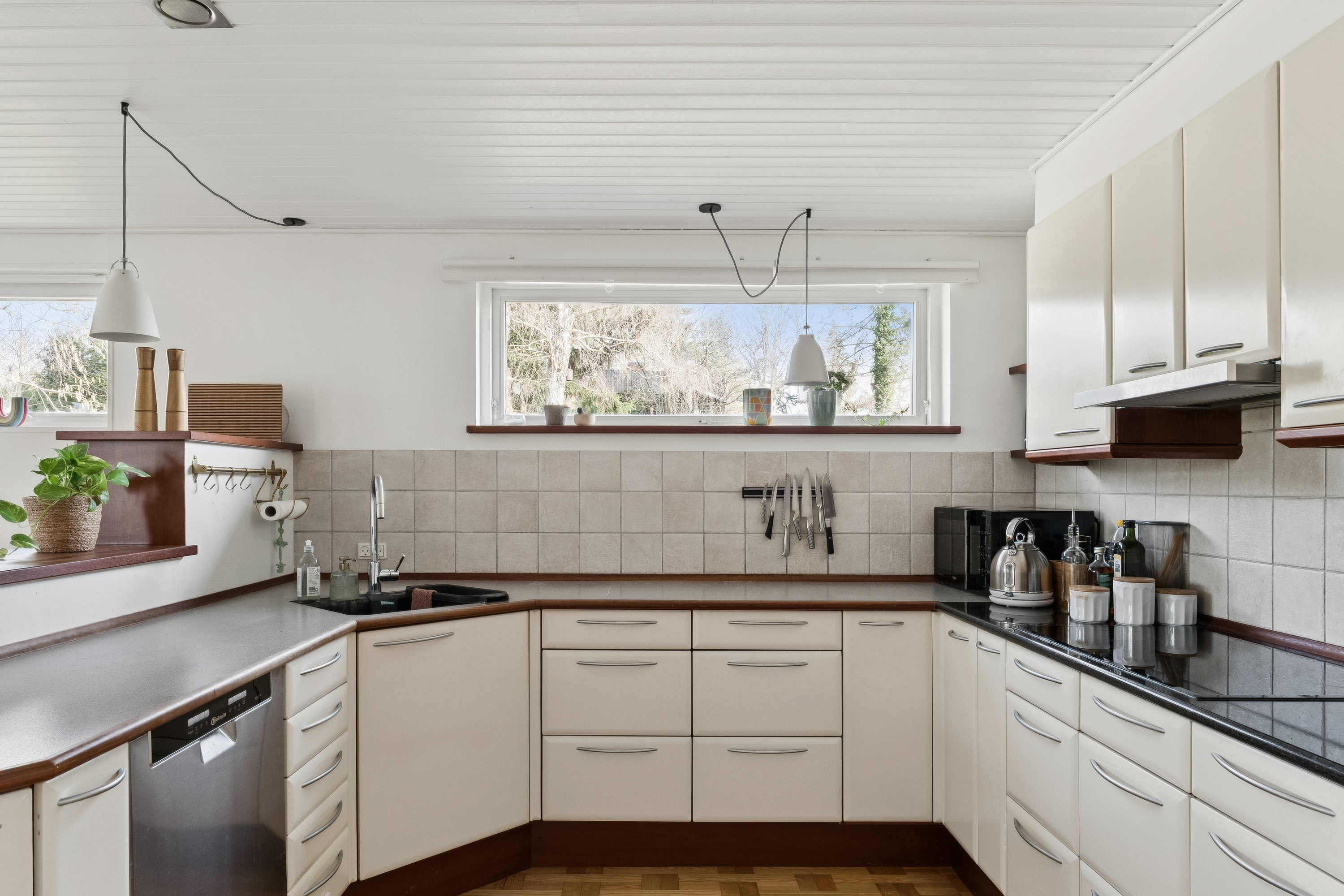 Fremhævet køkken billede i fuldskærmstilstand. Billede af Vandkarsevej 38, 2880 Bagsværd