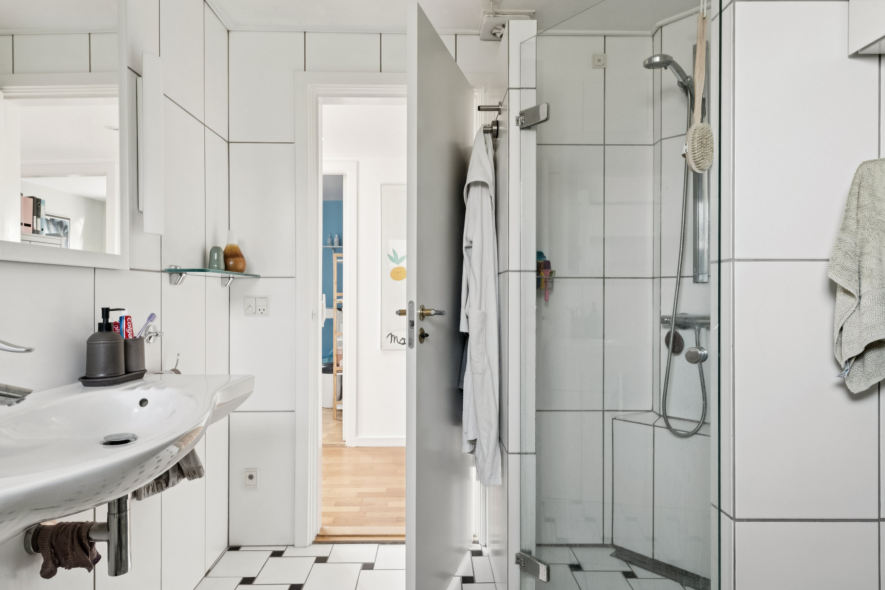 Fremhævet badeværelse billede i fuldskærmstilstand. Billede af Vandkarsevej 38, 2880 Bagsværd