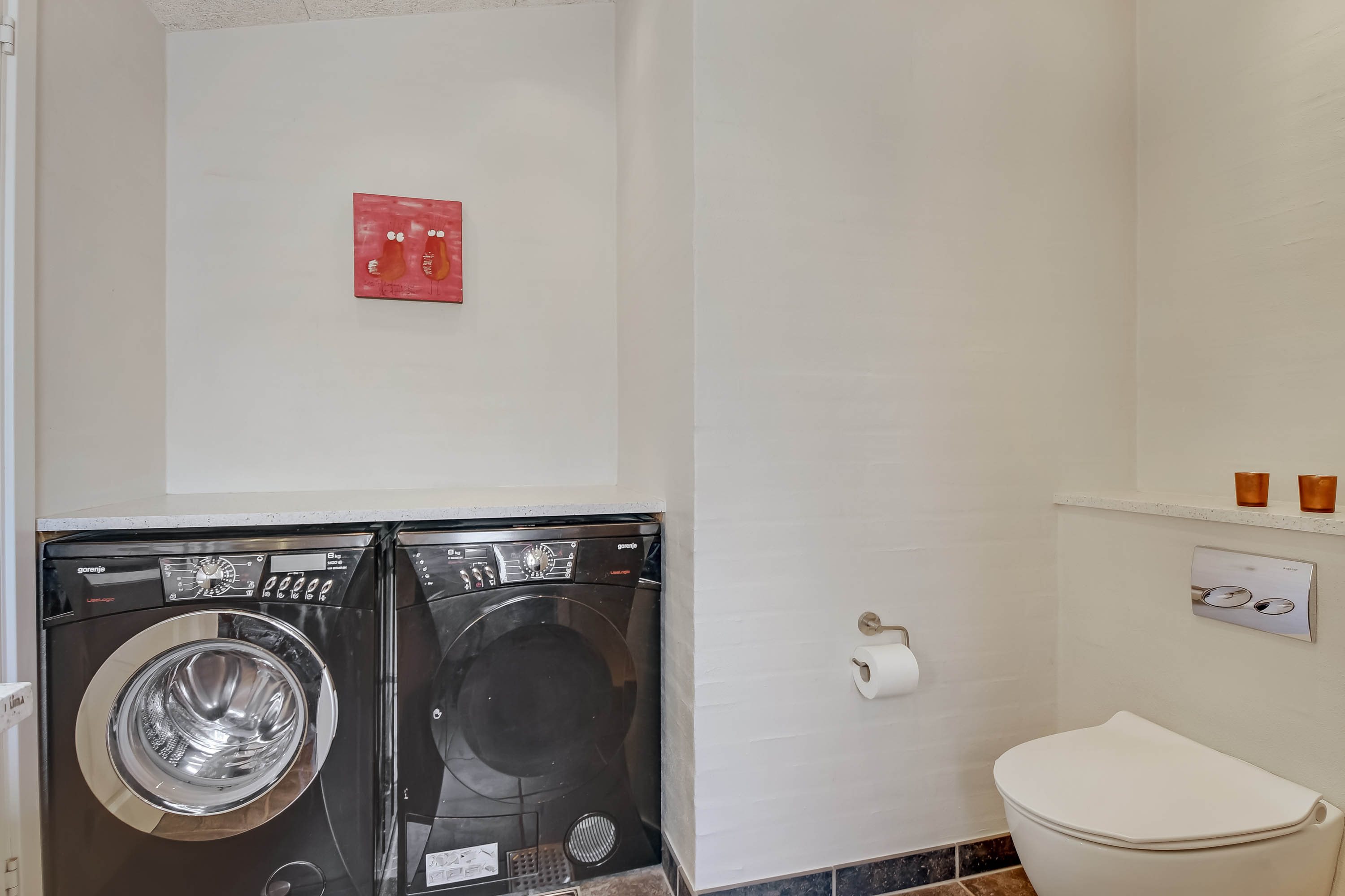 Fremhævet badeværelse billede i fuldskærmstilstand. Billede af Sønder-Vasevej 112, 6857 Blåvand