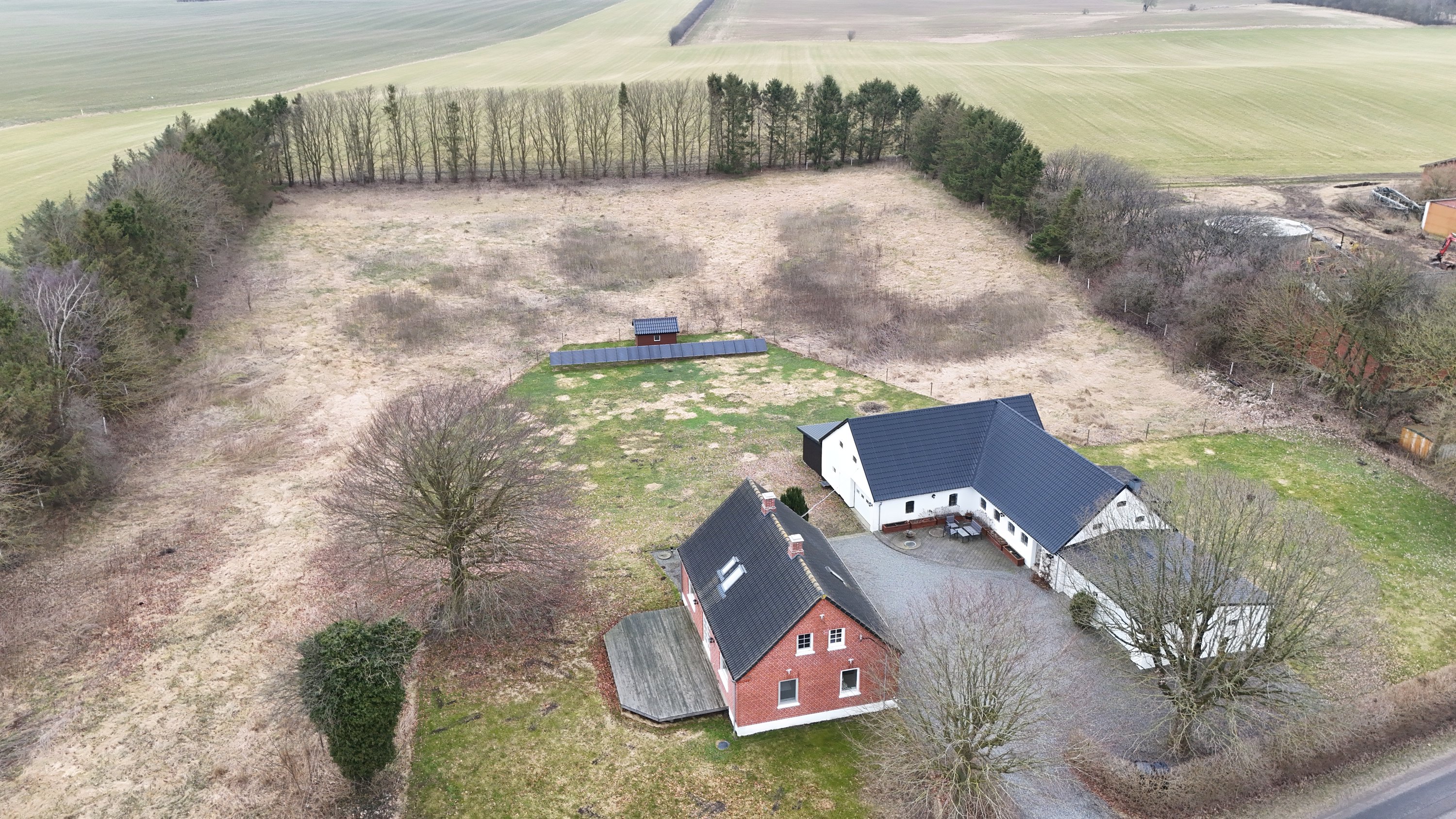 Fremhævet drone billede i fuldskærmstilstand. Billede af Skovmosevej 45, Rørbæk, 9500 Hobro