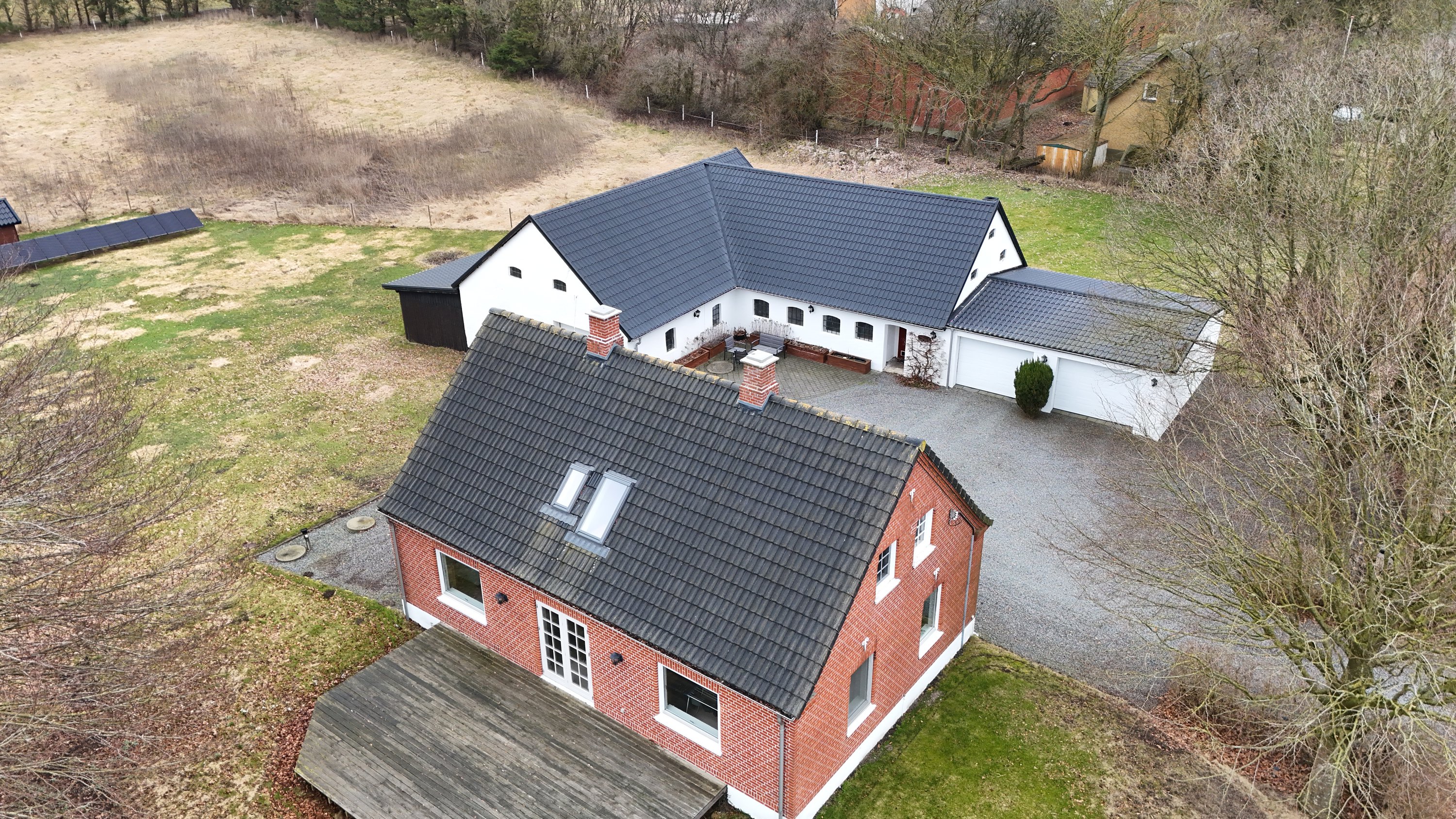 Fremhævet drone billede i fuldskærmstilstand. Billede af Skovmosevej 45, Rørbæk, 9500 Hobro