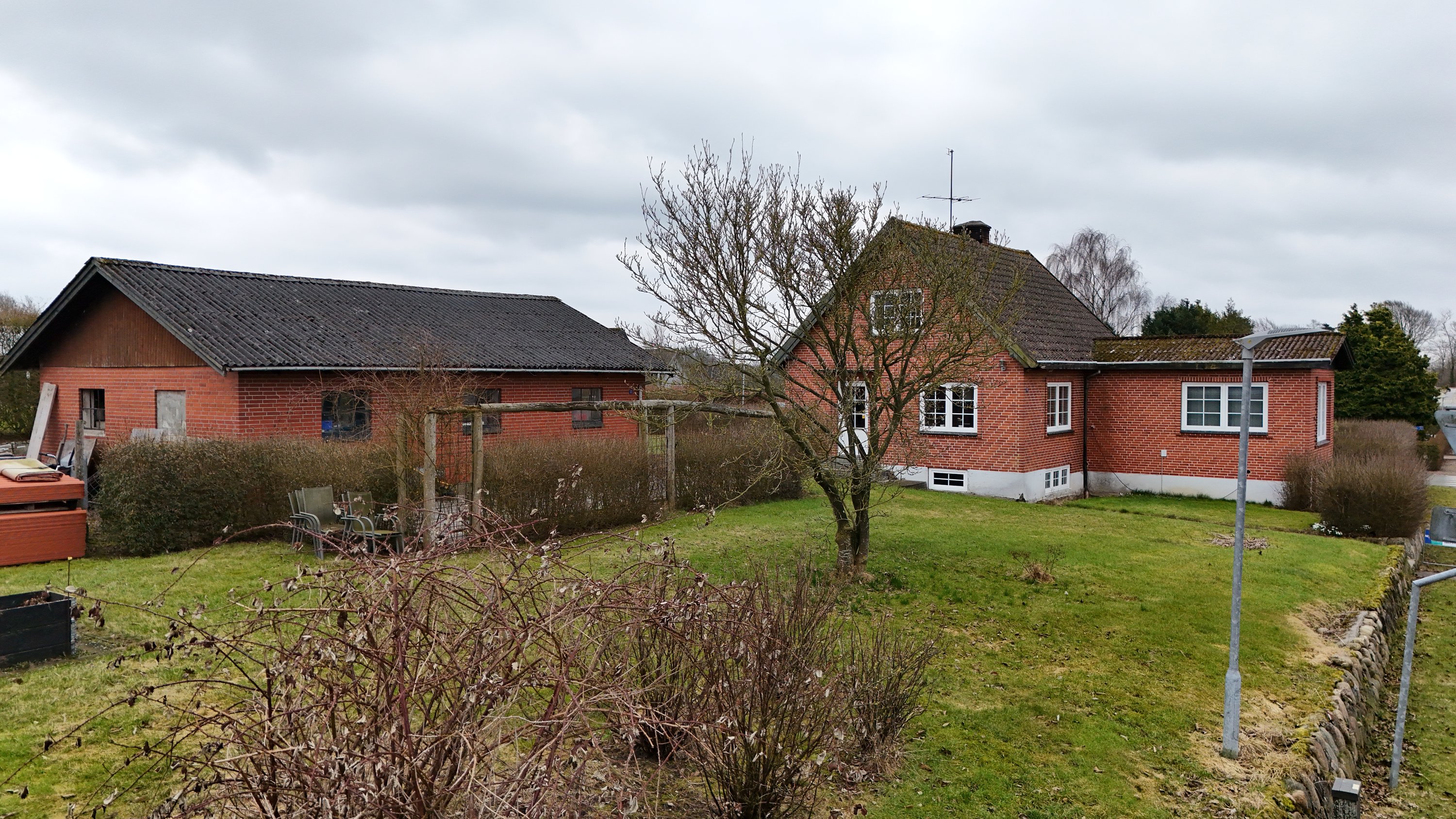 Fremhævet drone billede i fuldskærmstilstand. Billede af Søndermarksvej 13+11, Stenild, 9500 Hobro