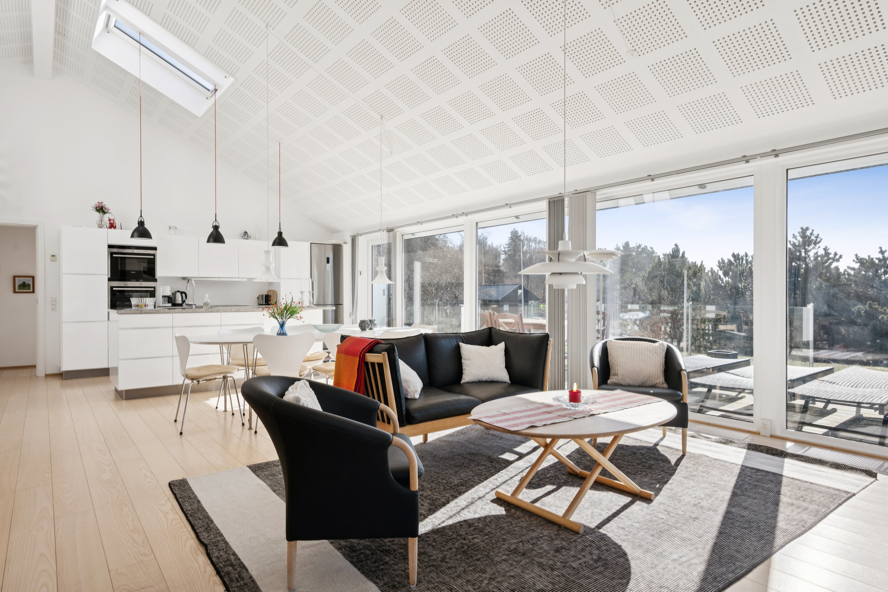 Fremhævet  billede i fuldskærmstilstand. Billede af Lundshøjvej 29, Handrup Strand, 8400 Ebeltoft