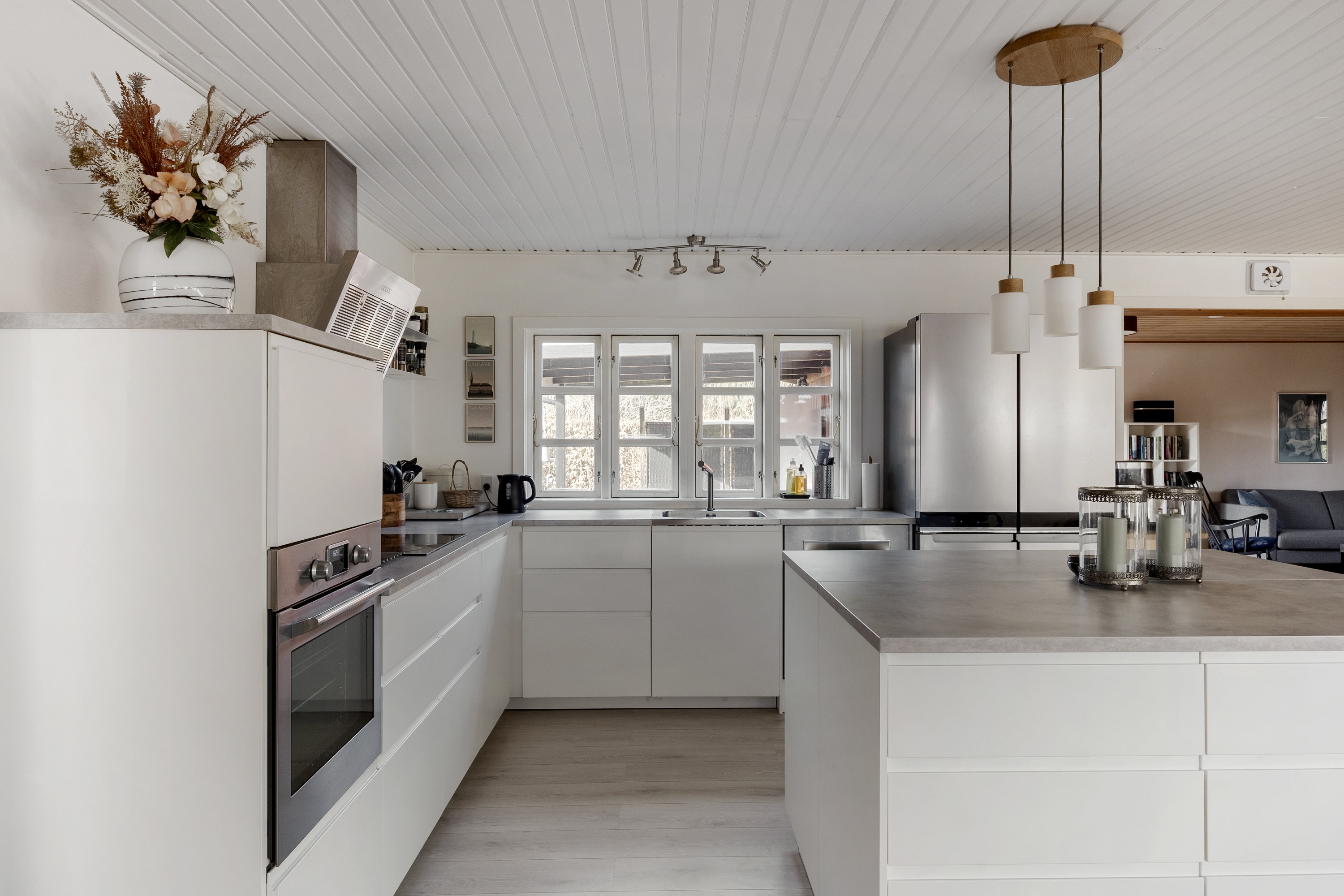 Fremhævet køkken billede i fuldskærmstilstand. Billede af Korsbjergvej 11, 3520 Farum