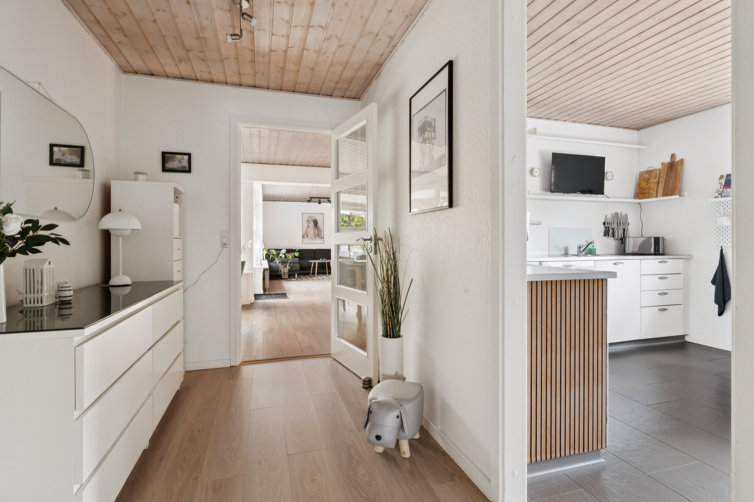 Fremhævet køkken billede i fuldskærmstilstand. Billede af Skovbakken 9, 9530 Støvring