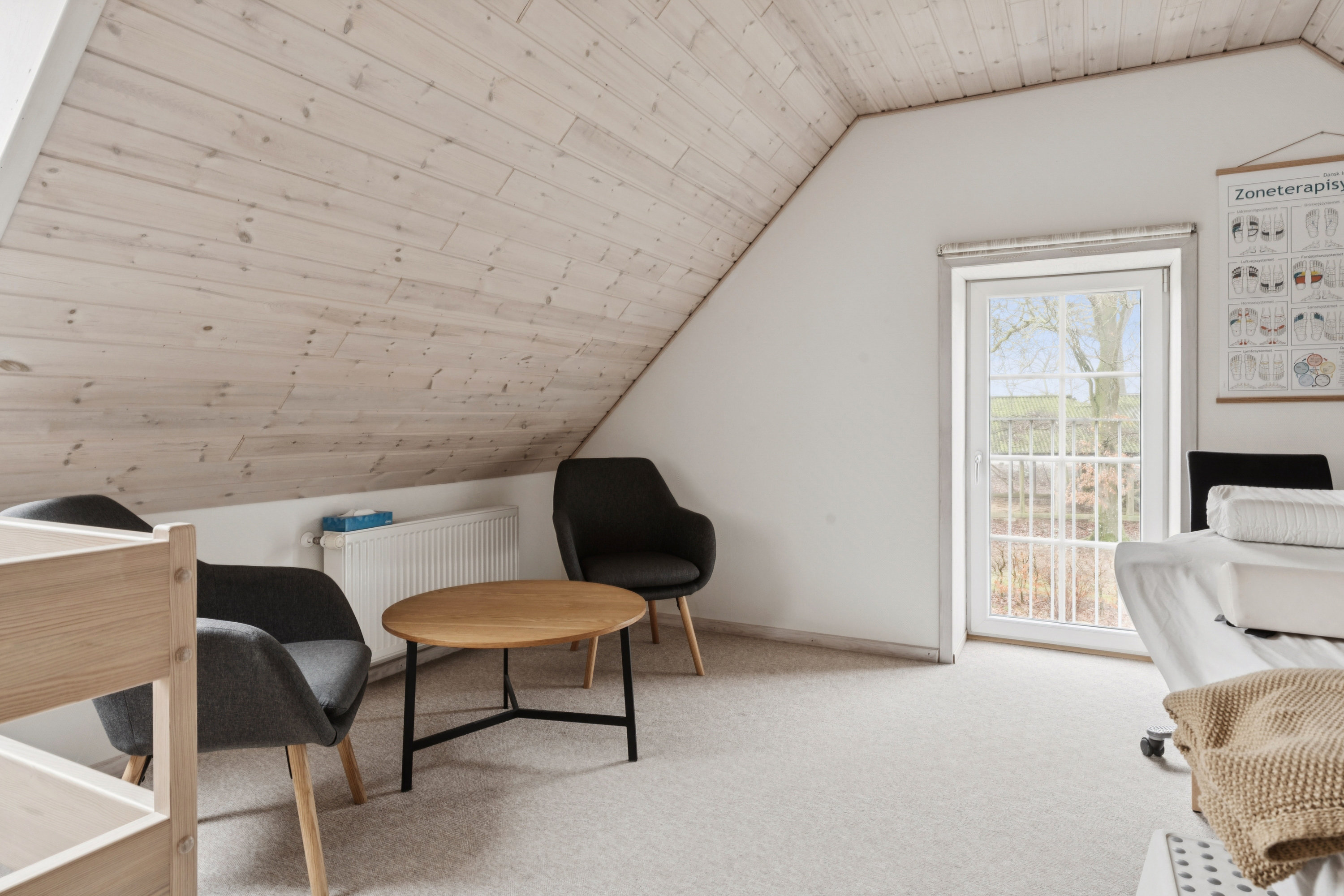 Fremhævet stue billede i fuldskærmstilstand. Billede af Enggårdsvej 33, Sørup, 9530 Støvring