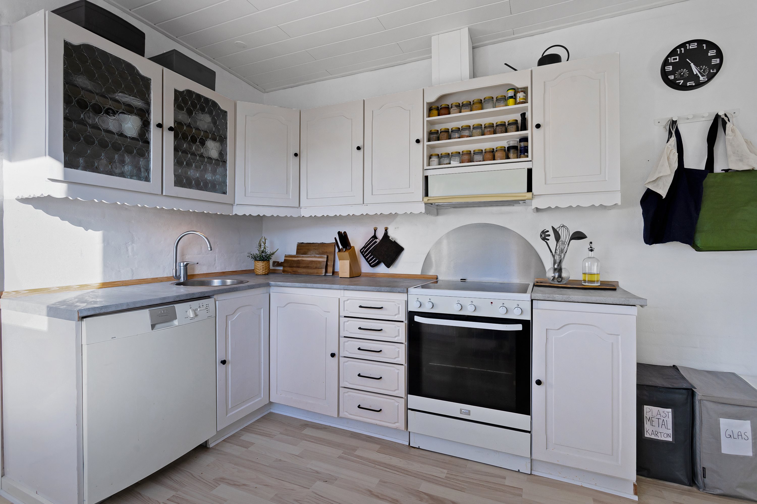 Fremhævet køkken billede i fuldskærmstilstand. Billede af Olfert Fischers Vej 4, 9900 Frederikshavn