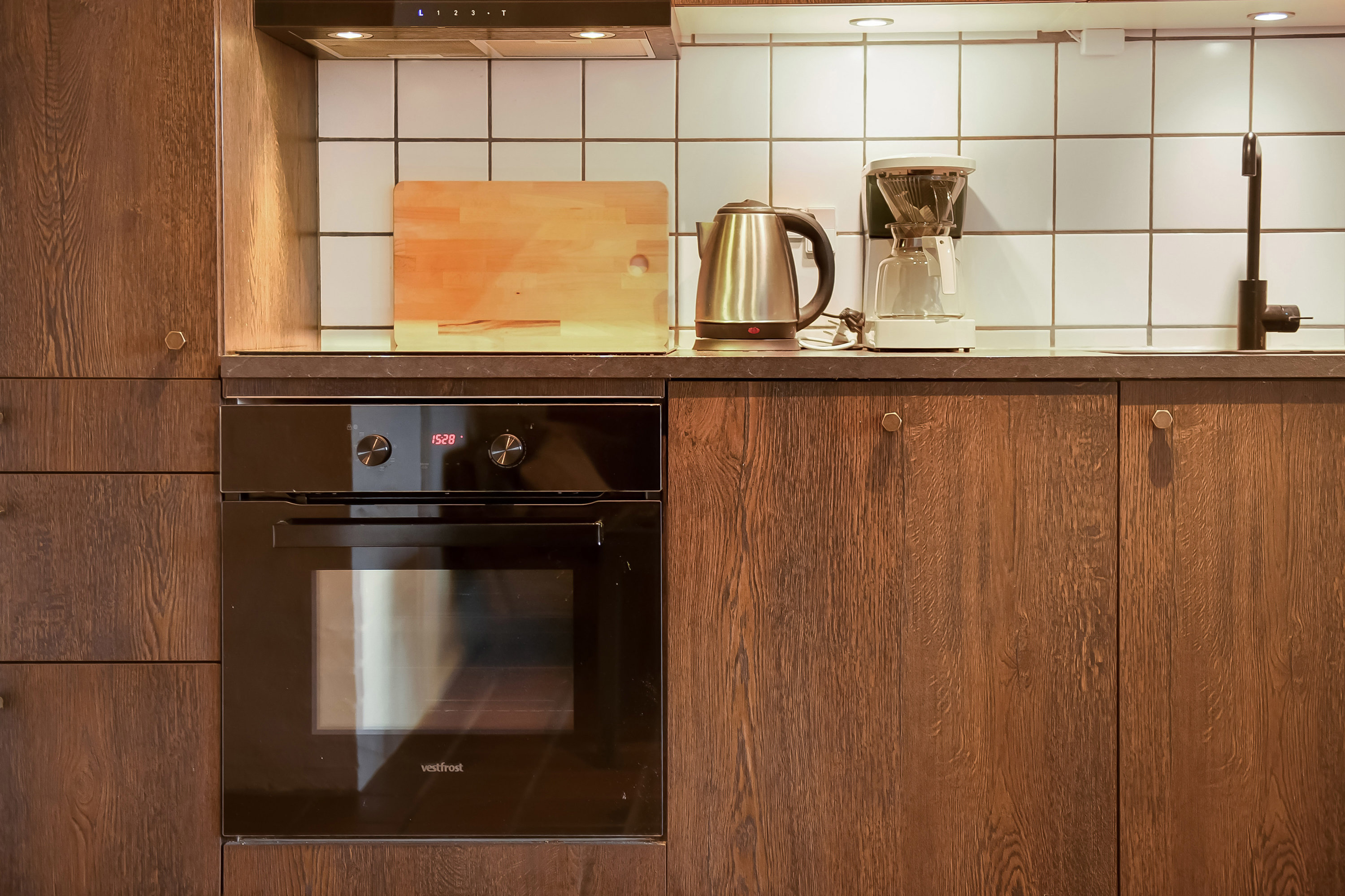 Fremhævet køkken billede i fuldskærmstilstand. Billede af Fyrvej 26, st.. 26., 6857 Blåvand