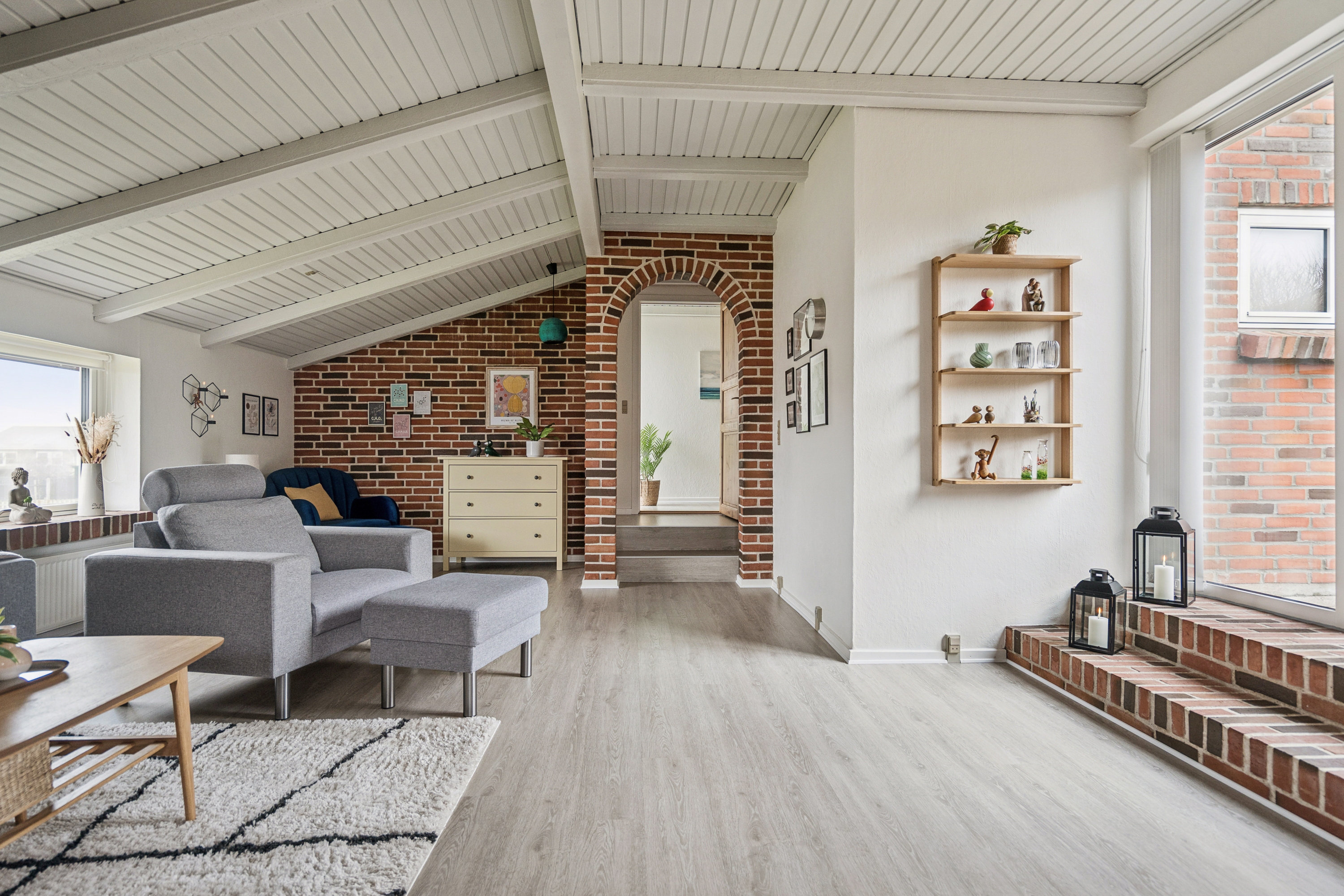 Fremhævet stue billede i fuldskærmstilstand. Billede af Hans Jensens Alle 49, 9850 Hirtshals