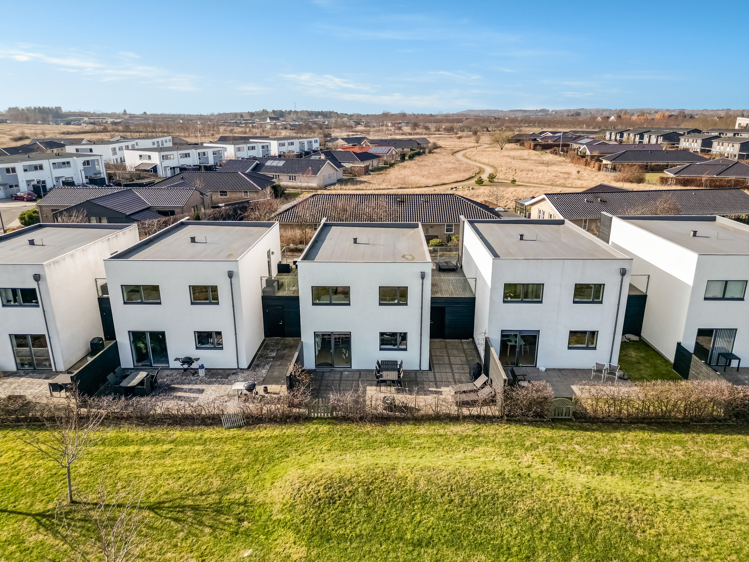 Fremhævet luftfoto billede i fuldskærmstilstand. Billede af Regnbuen 82, 3400 Hillerød