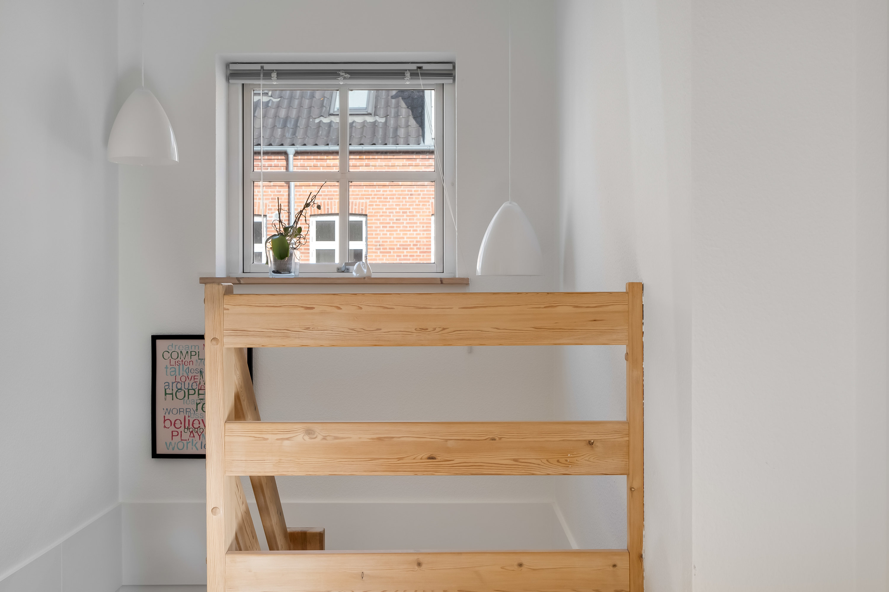 Fremhævet trappe billede i fuldskærmstilstand. Billede af Københavnsvej 6F, 3400 Hillerød