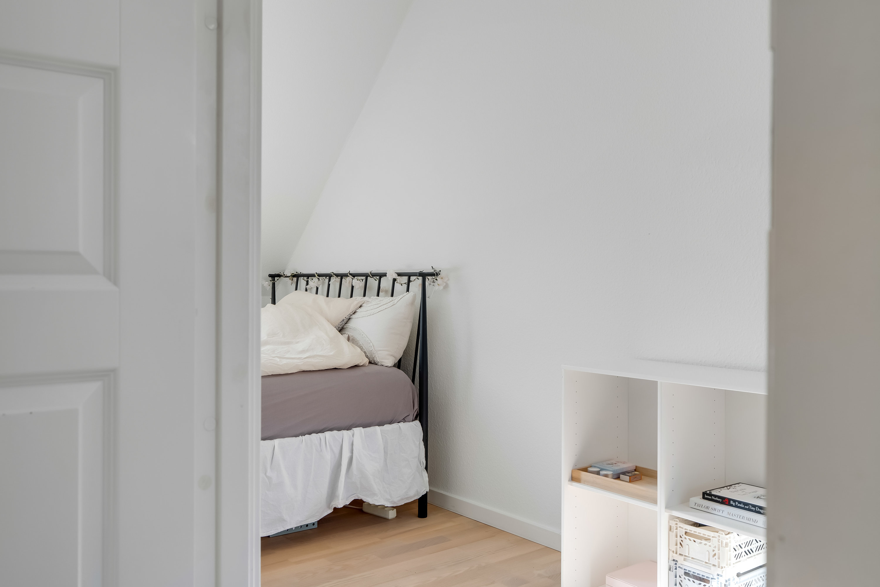 Fremhævet soveværelse billede i fuldskærmstilstand. Billede af Københavnsvej 6F, 3400 Hillerød