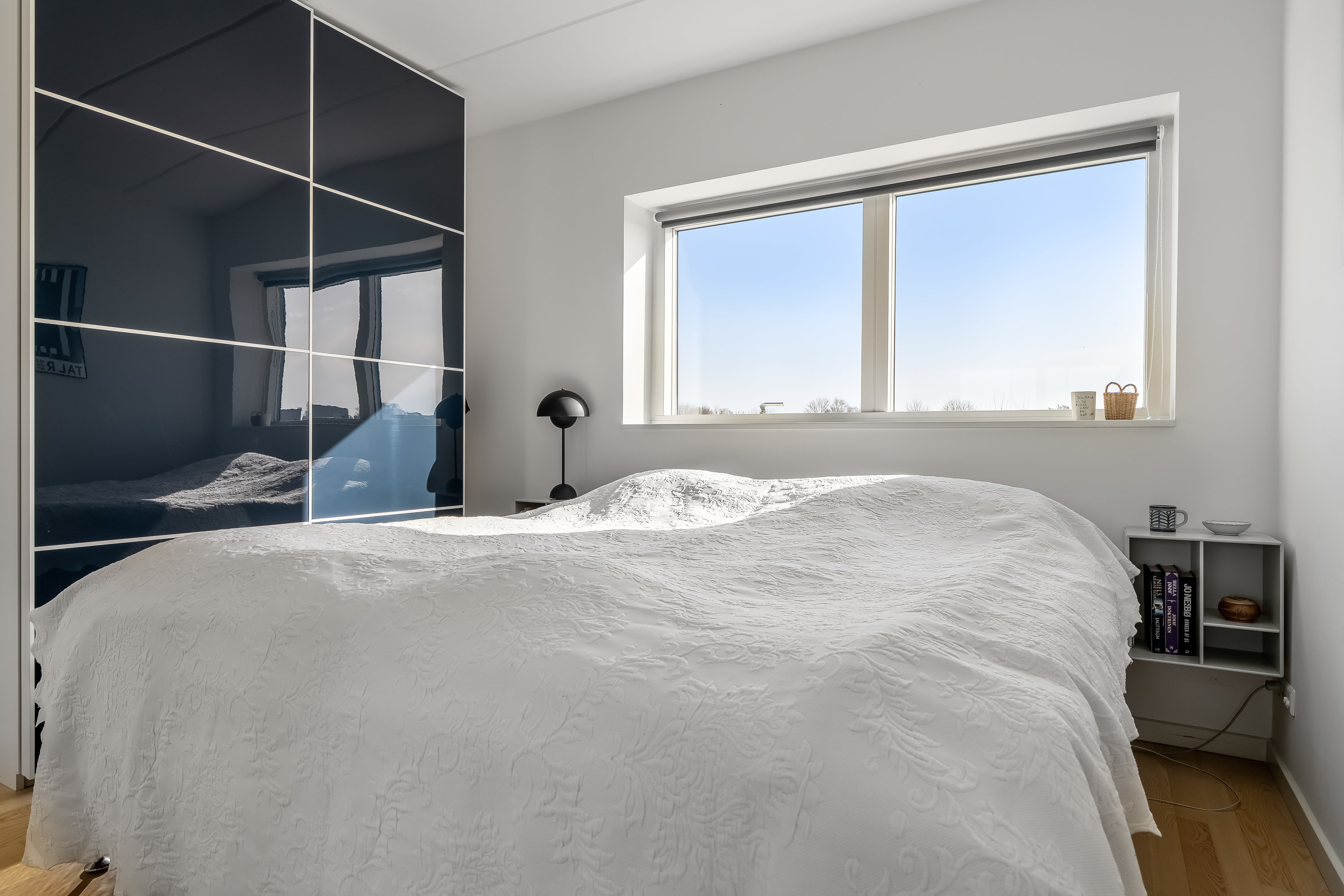 Fremhævet soveværelse billede i fuldskærmstilstand. Billede af Regnbuen 82, 3400 Hillerød