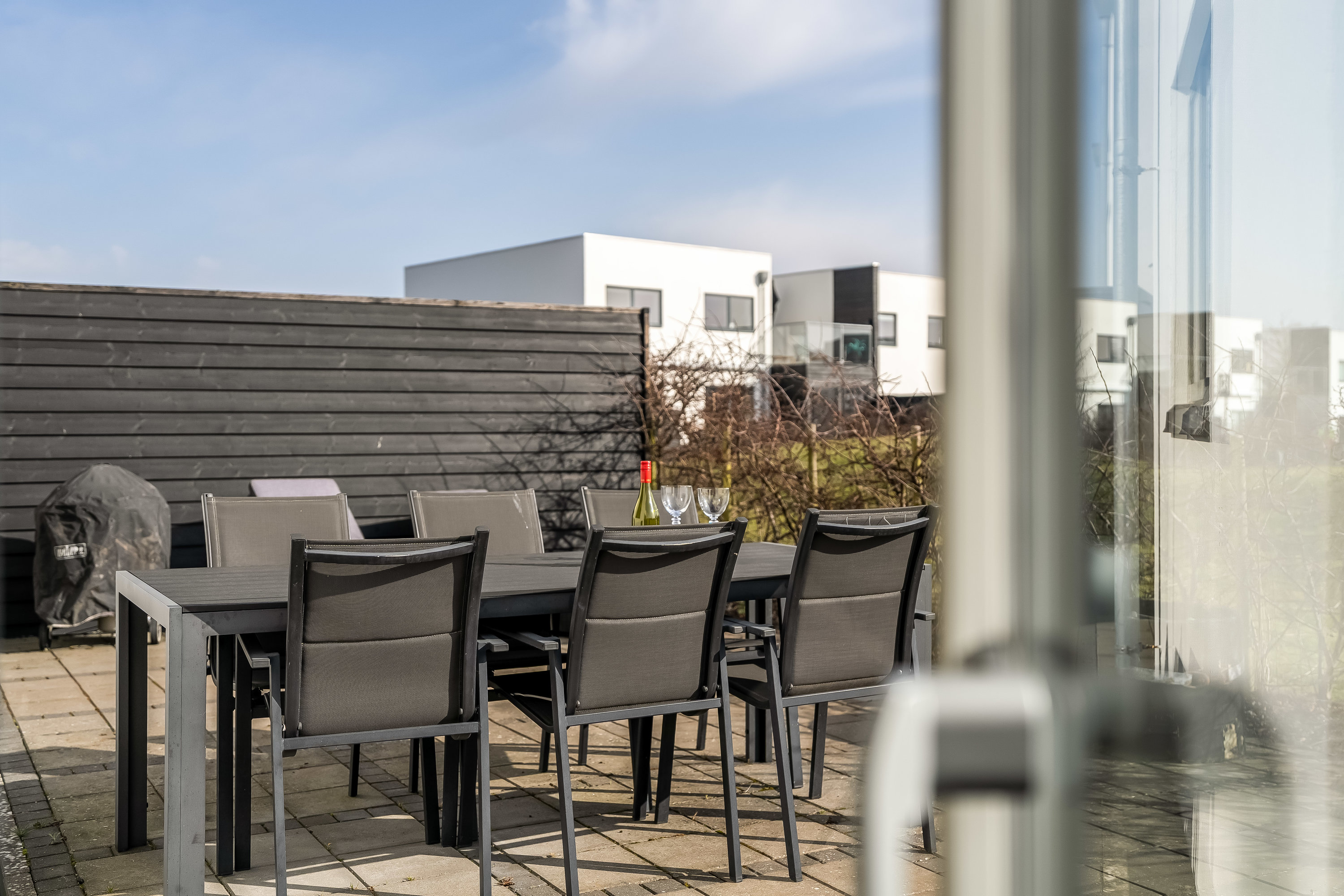 Fremhævet terrasse billede i fuldskærmstilstand. Billede af Regnbuen 82, 3400 Hillerød