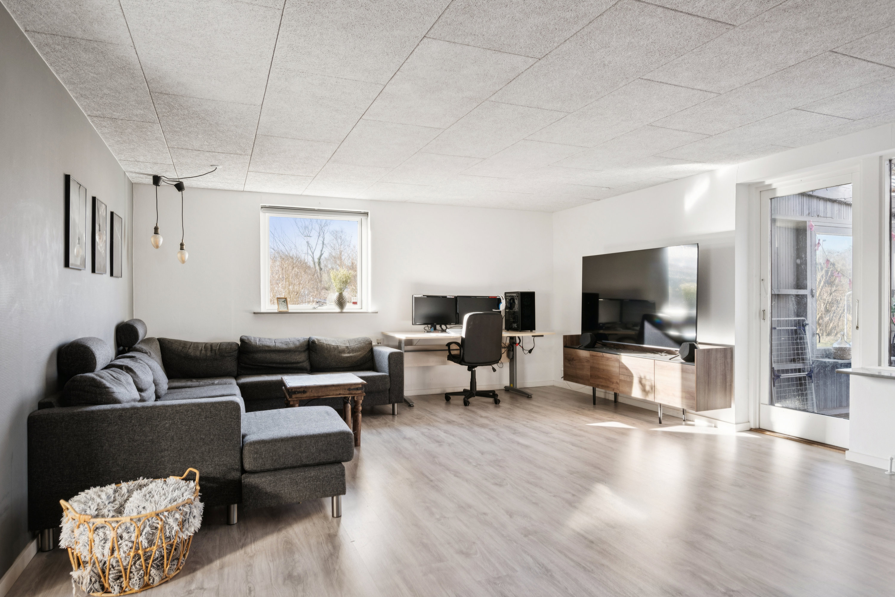 Fremhævet  billede i fuldskærmstilstand. Billede af Fyrreparken 31, 8961 Allingåbro