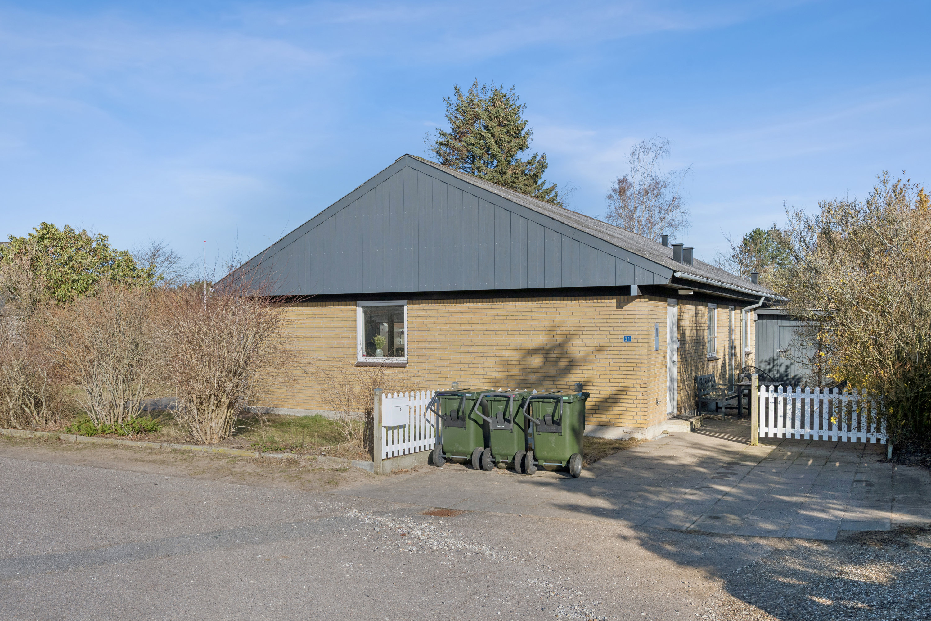 Fremhævet  billede i fuldskærmstilstand. Billede af Fyrreparken 31, 8961 Allingåbro