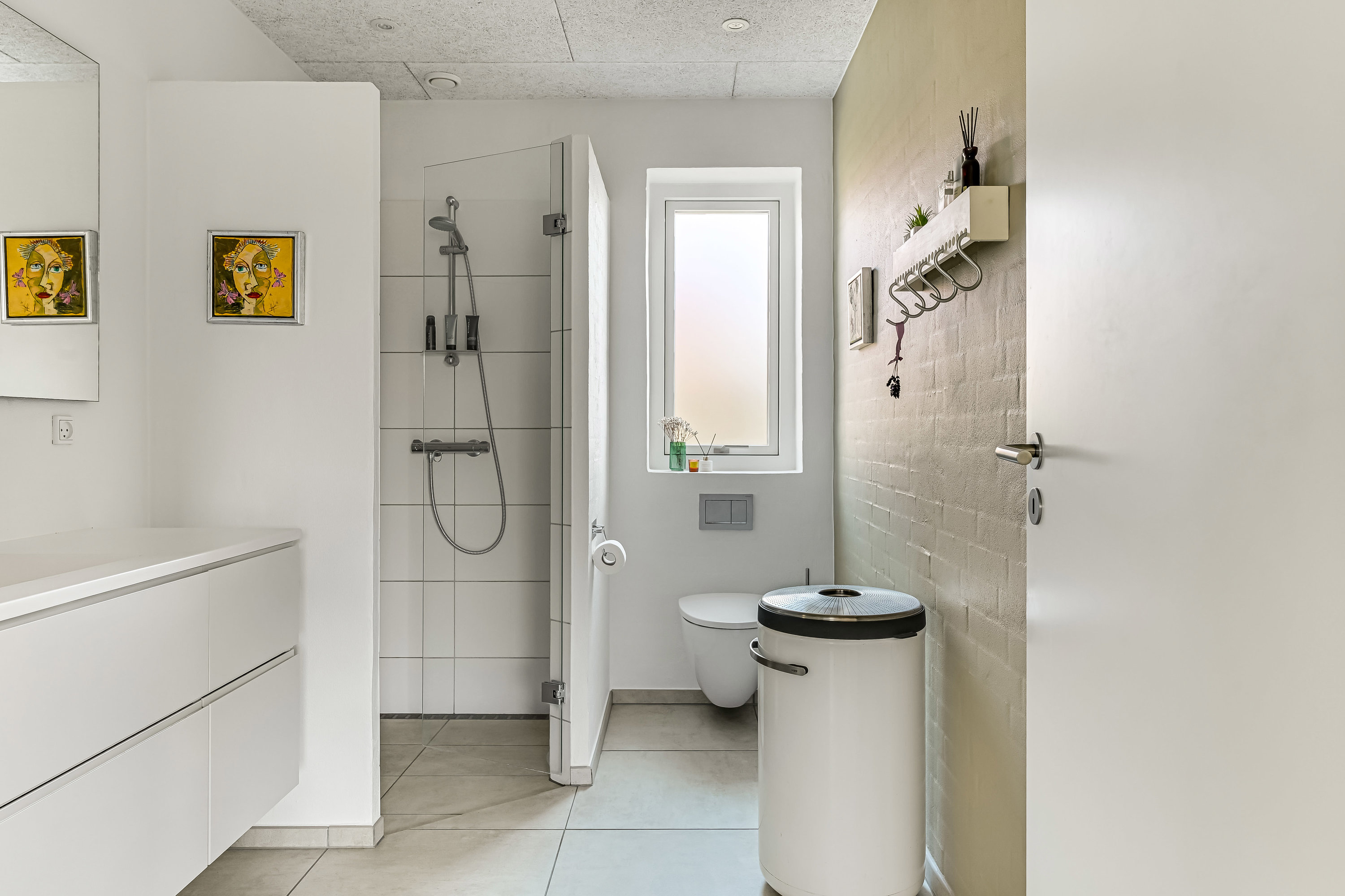 Fremhævet badeværelse billede i fuldskærmstilstand. Billede af Højtoftevej 47, 6700 Esbjerg