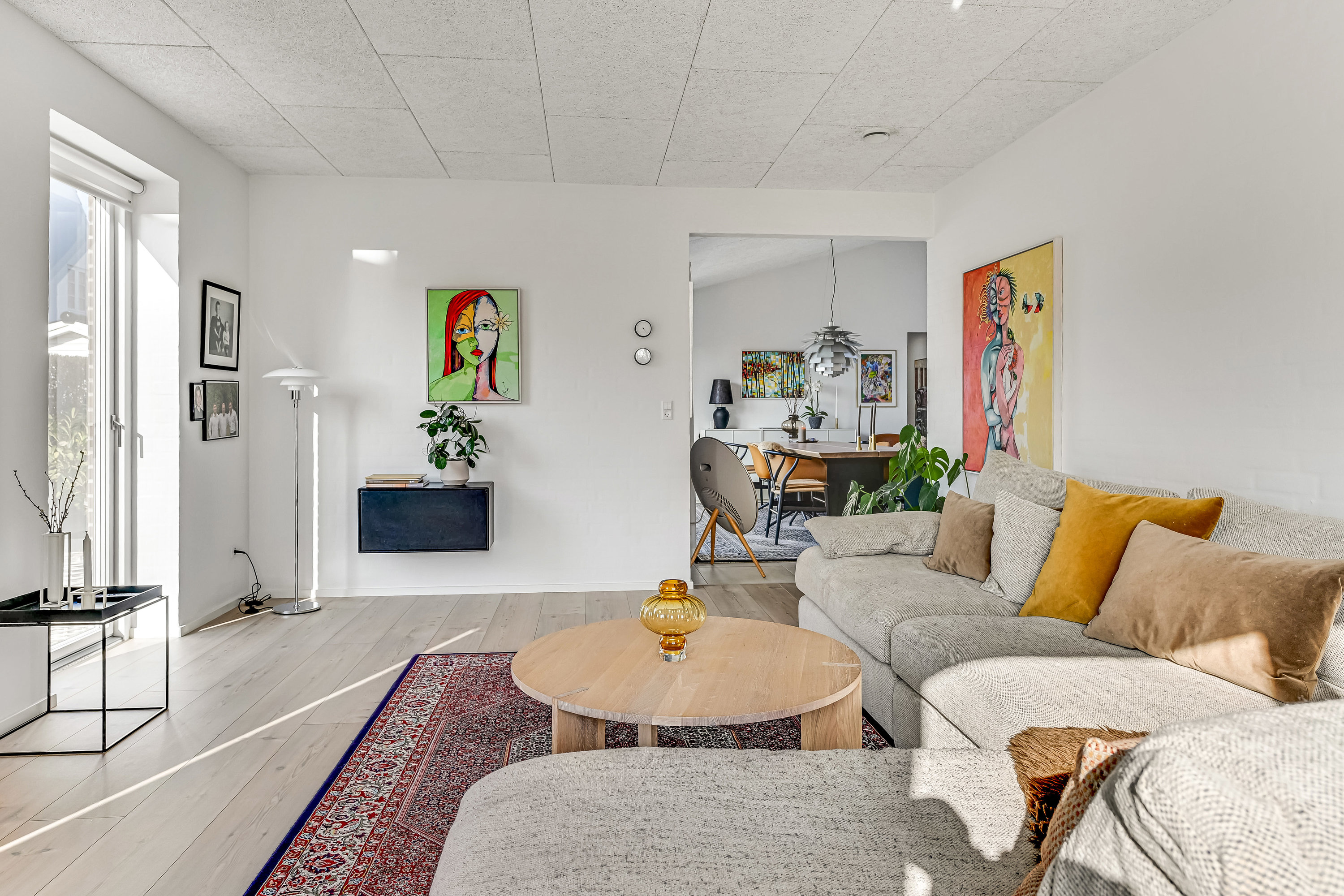 Fremhævet stue billede i fuldskærmstilstand. Billede af Højtoftevej 47, 6700 Esbjerg