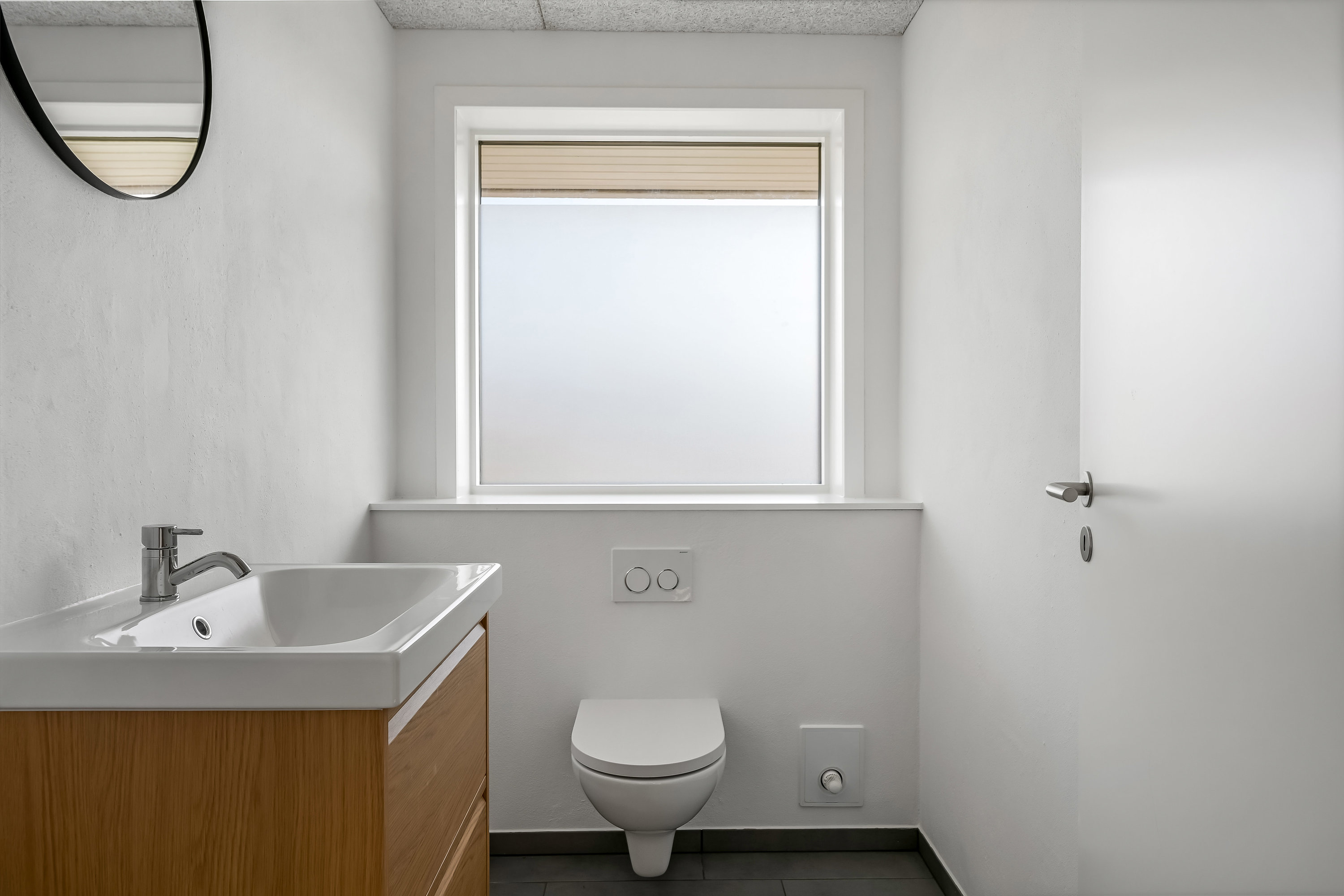 Fremhævet toilet billede i fuldskærmstilstand. Billede af Styrmandsvænget 72, Hjerting, 6710 Esbjerg V