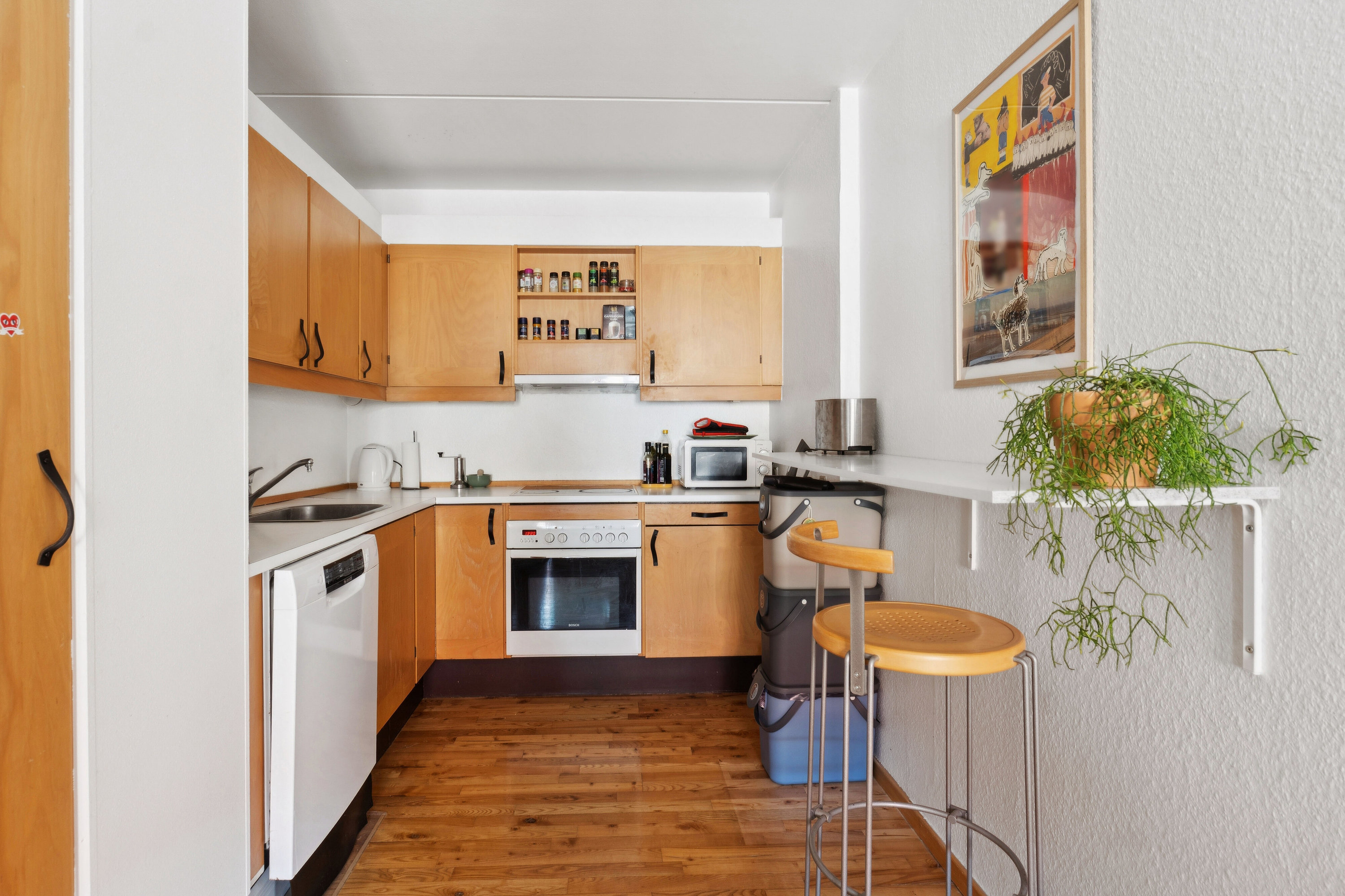 Fremhævet køkken billede i fuldskærmstilstand. Billede af Hvidovrevej 49, 2. mf., 2610 Rødovre