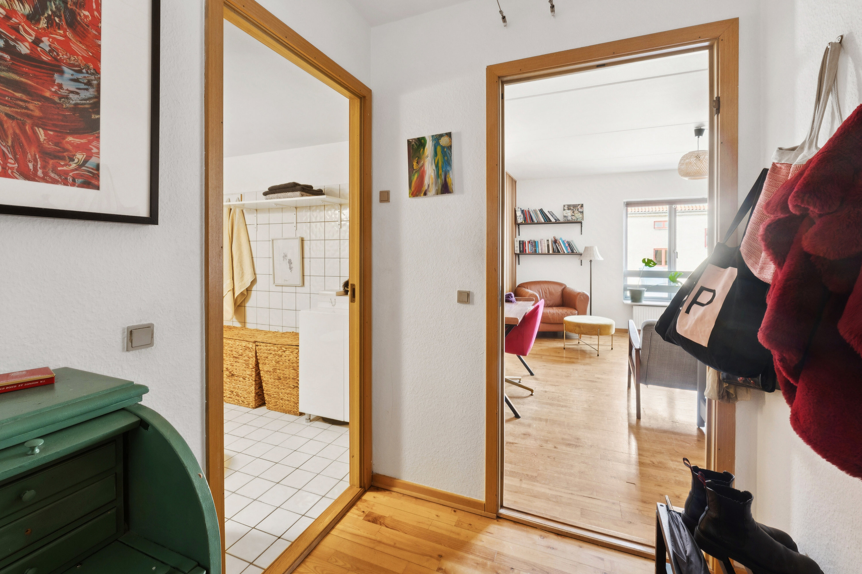 Fremhævet gang billede i fuldskærmstilstand. Billede af Hvidovrevej 49, 2. mf., 2610 Rødovre