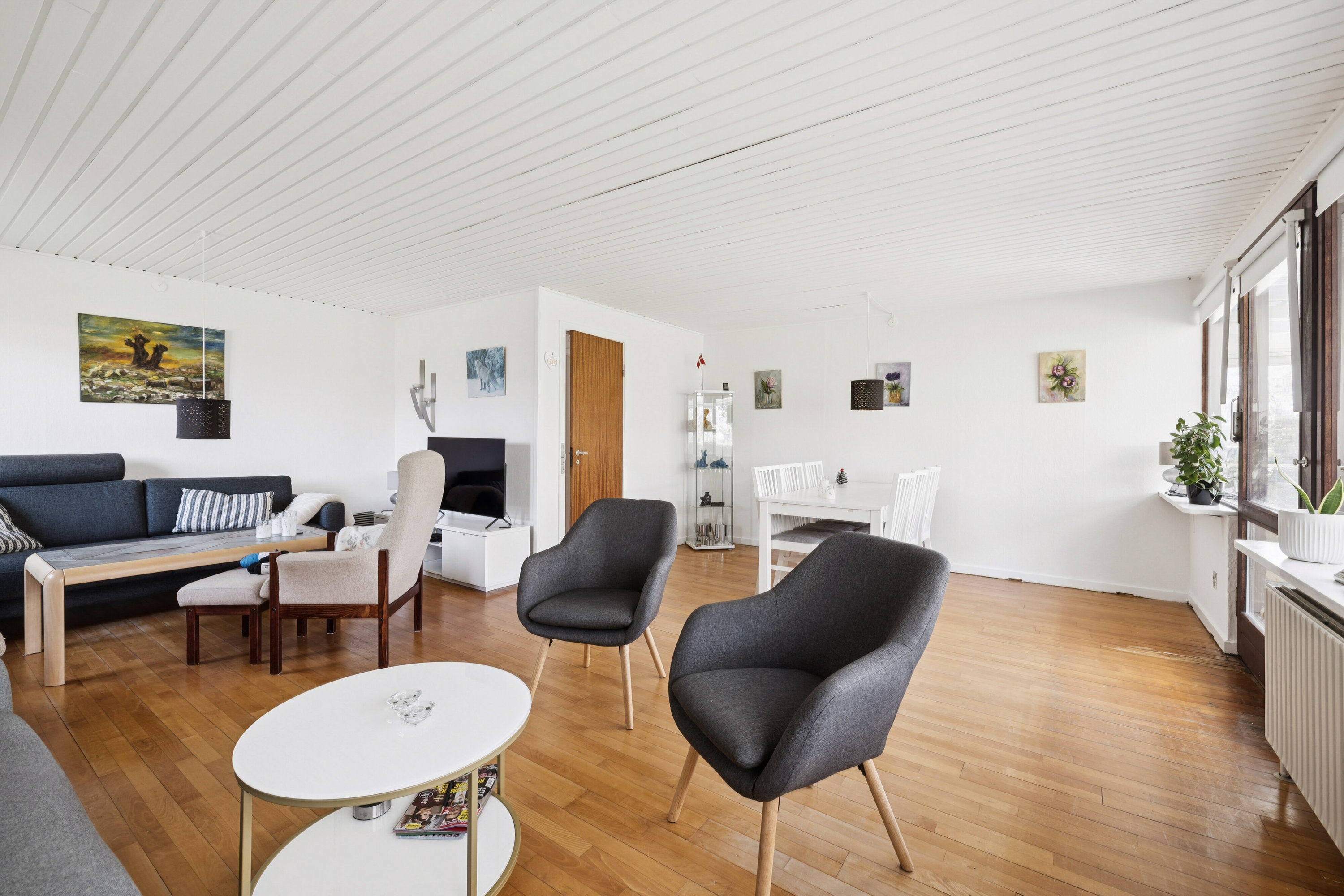 Fremhævet stue billede i fuldskærmstilstand. Billede af Viebæltet 35, 5900 Rudkøbing