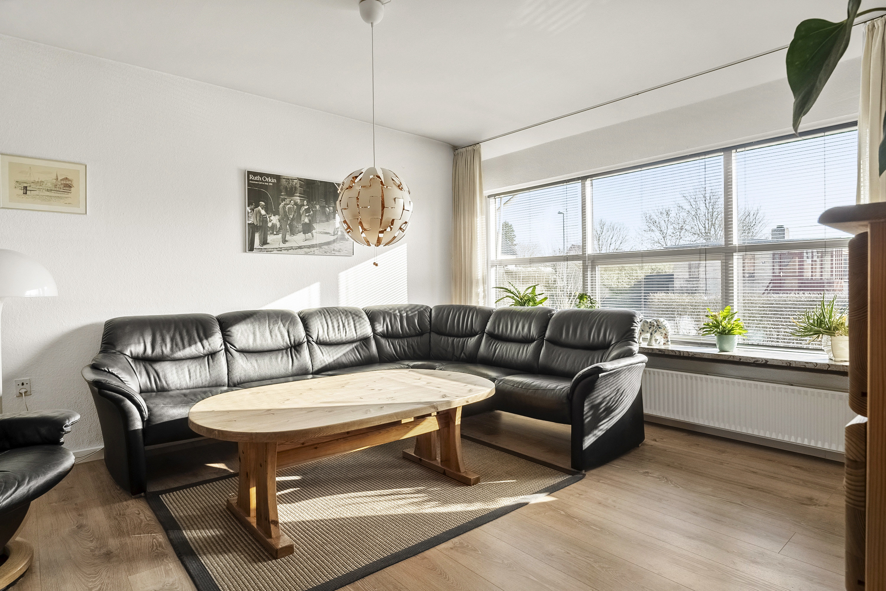 Fremhævet stue billede i fuldskærmstilstand. Billede af Priorsløkkevej 122, 8700 Horsens