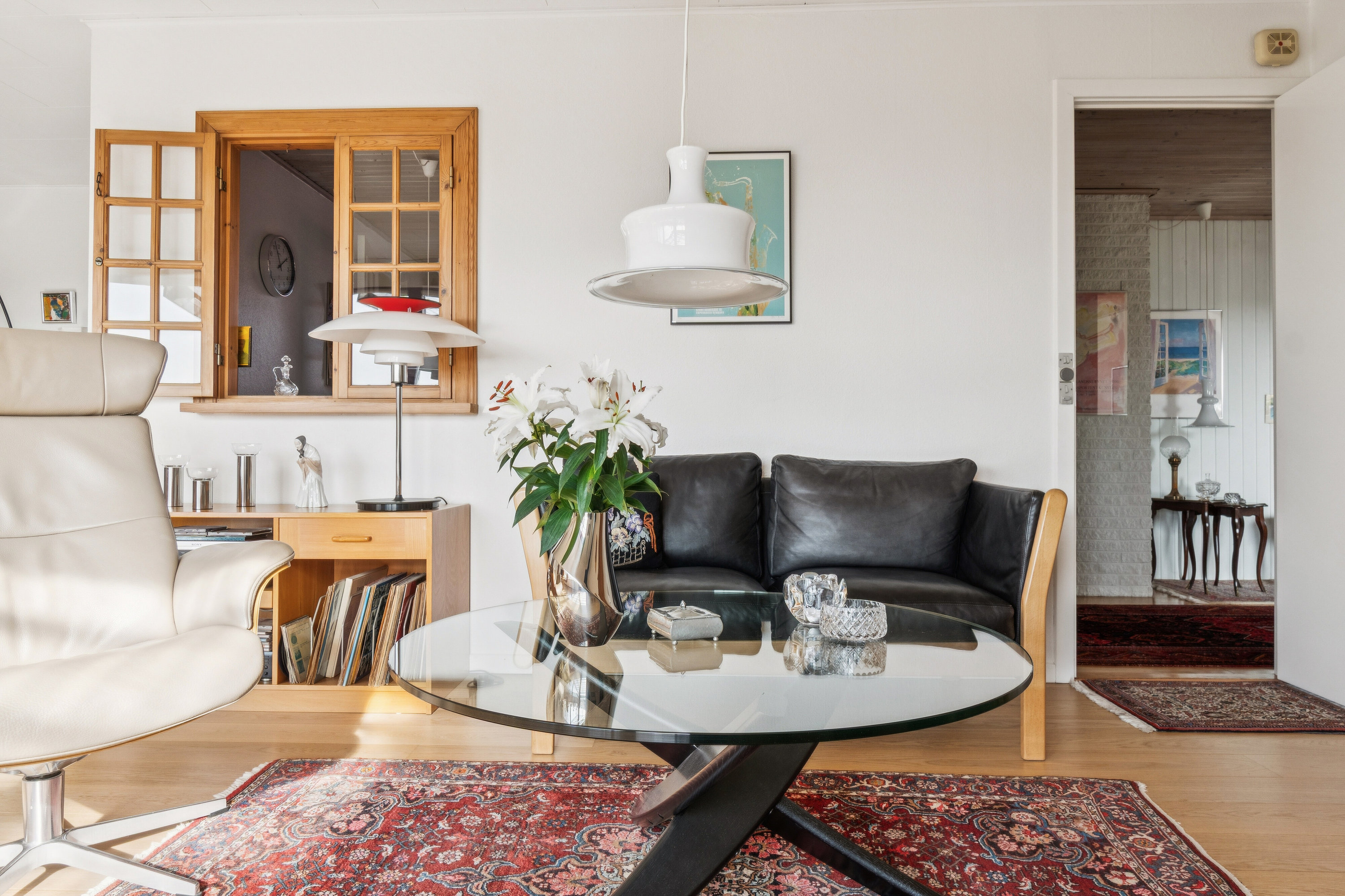 Fremhævet stue billede i fuldskærmstilstand. Billede af Skovvej 23, 5540 Ullerslev