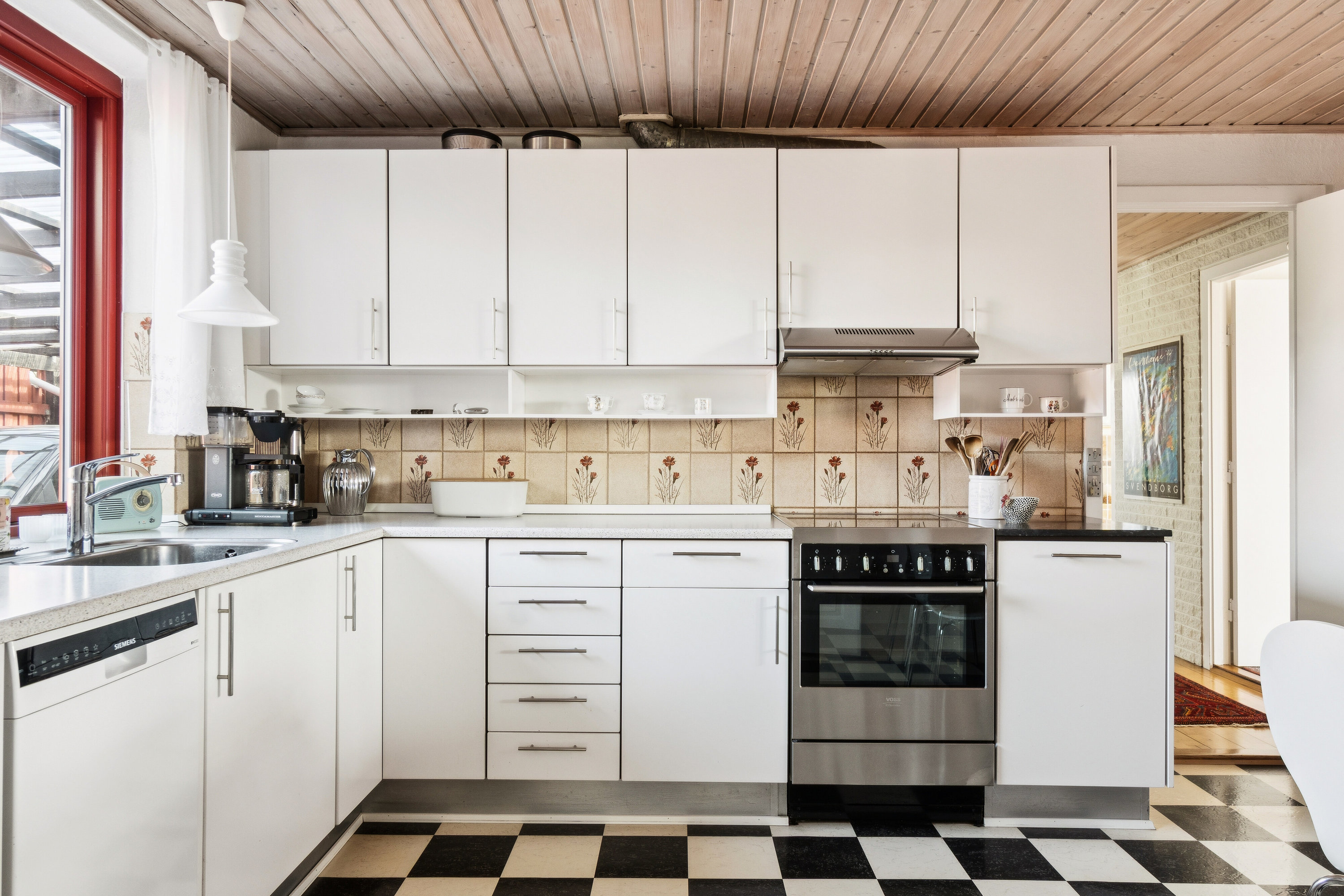 Fremhævet køkken billede i fuldskærmstilstand. Billede af Skovvej 23, 5540 Ullerslev