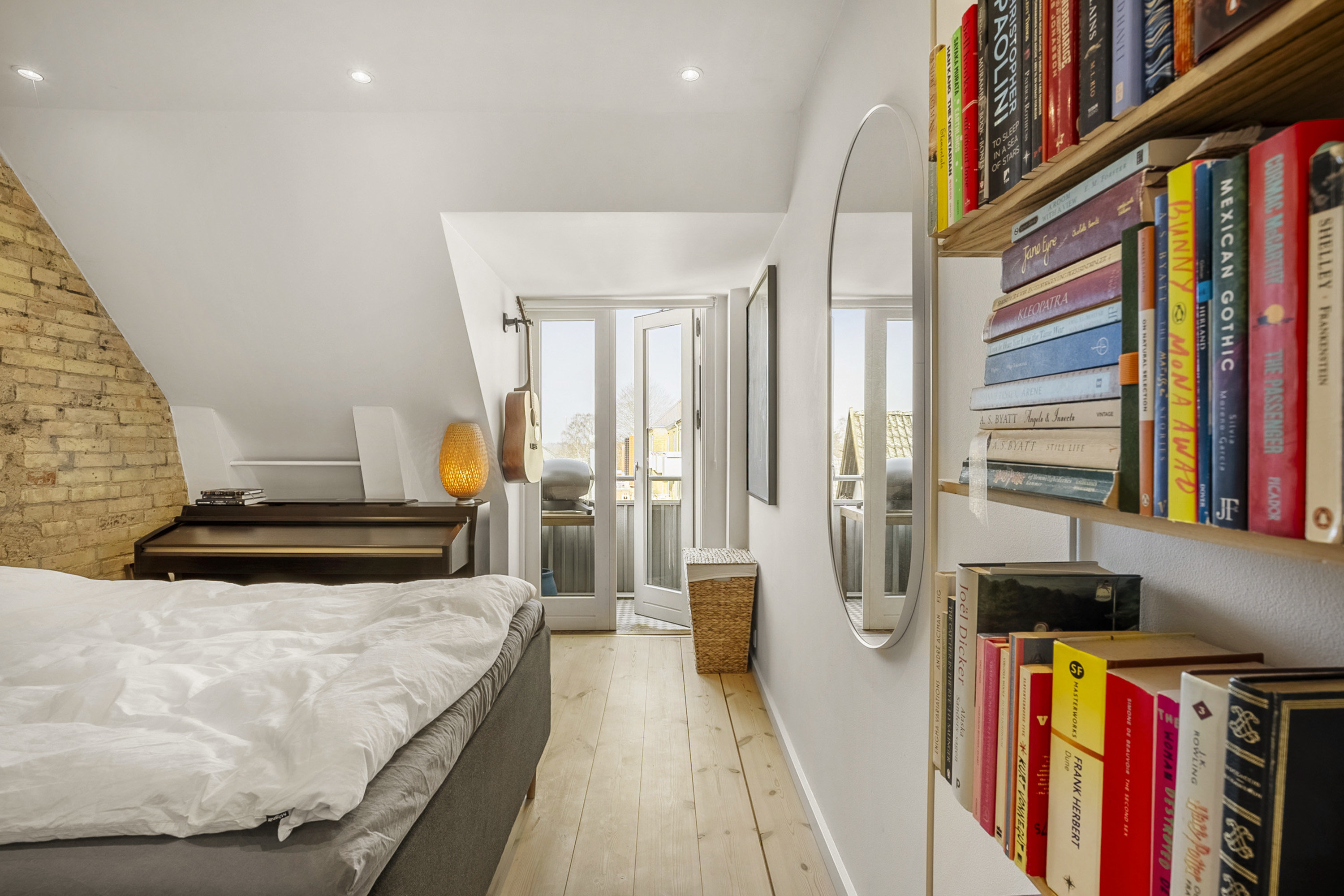 Fremhævet soveværelse billede i fuldskærmstilstand. Billede af Damhusvej 22, 2. th., 5000 Odense C