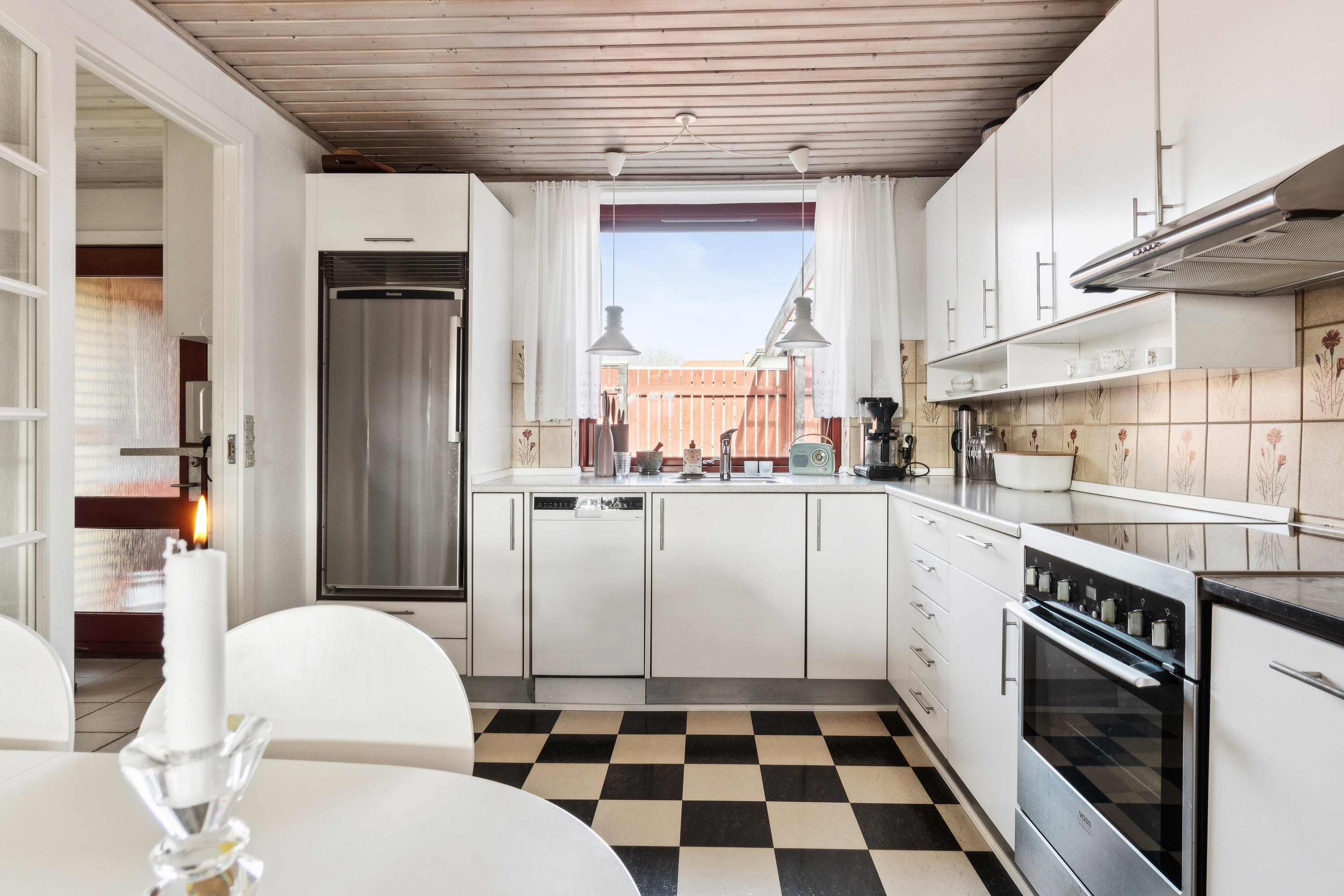 Fremhævet køkken billede i fuldskærmstilstand. Billede af Skovvej 23, 5540 Ullerslev