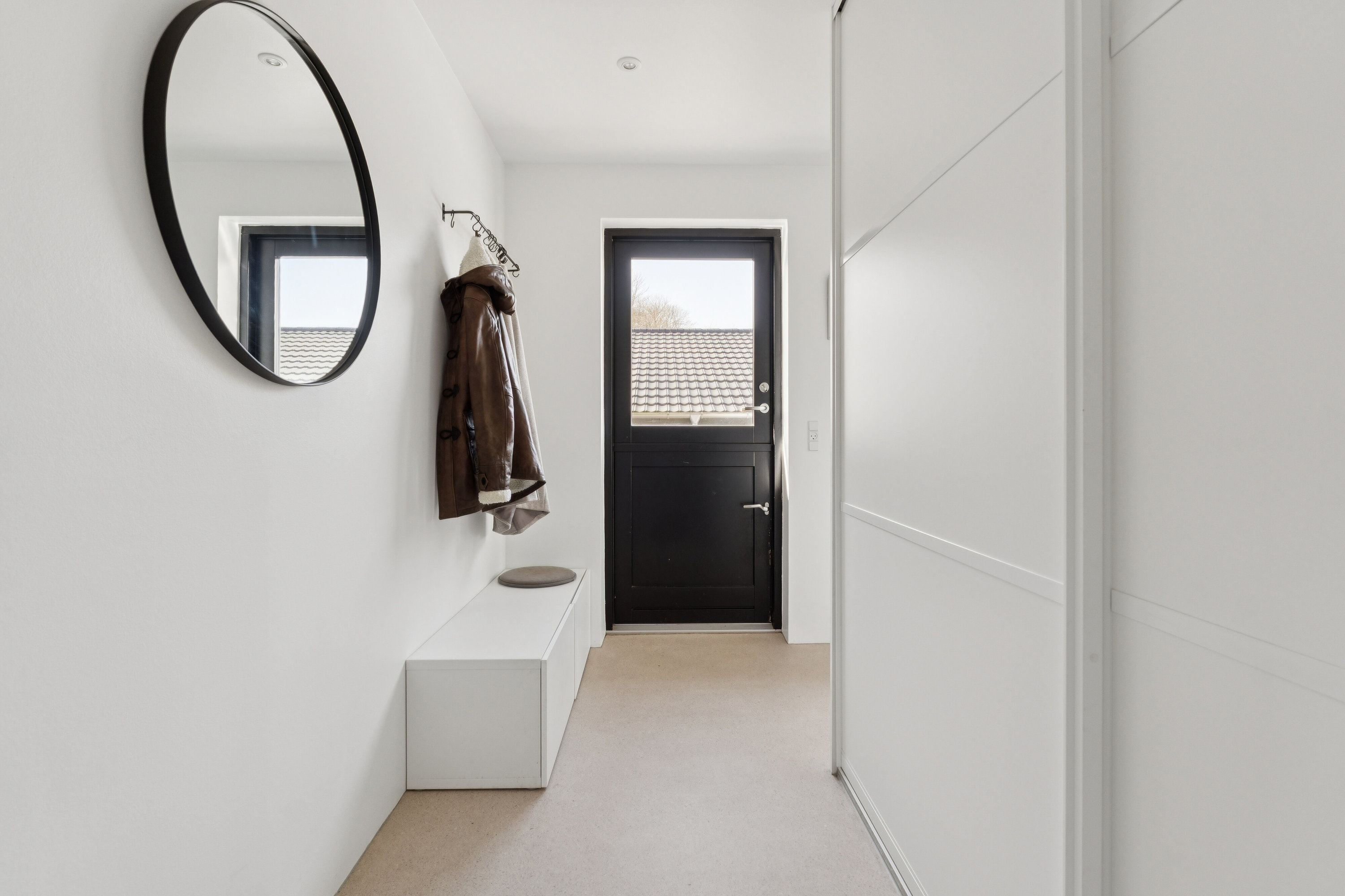 Fremhævet hall billede i fuldskærmstilstand. Billede af Nonnevænget 5, 5700 Svendborg