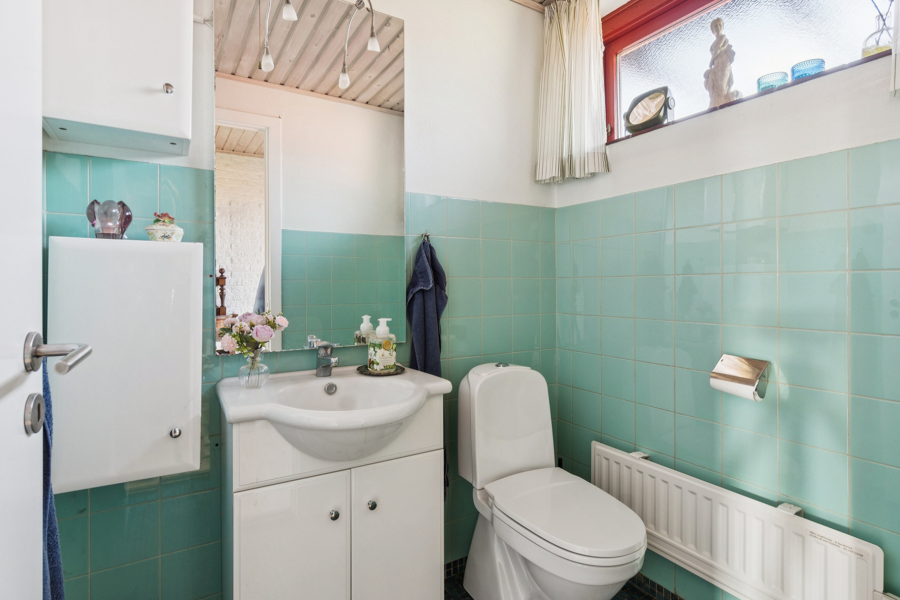 Fremhævet badeværelse billede i fuldskærmstilstand. Billede af Skovvej 23, 5540 Ullerslev