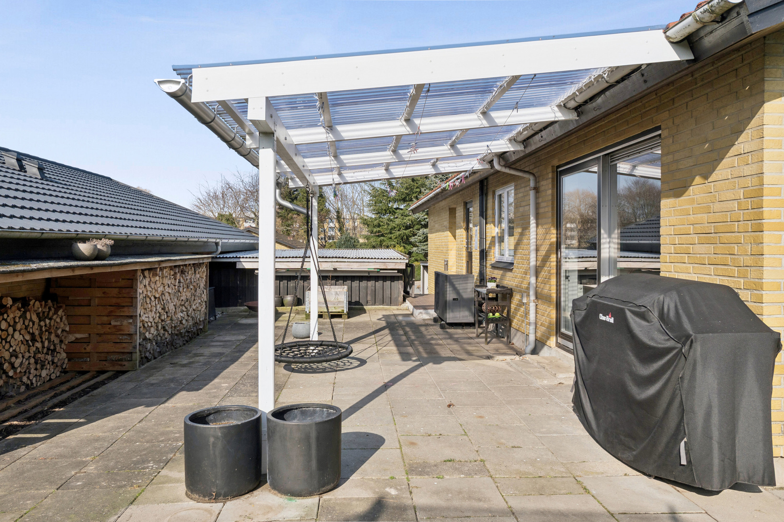 Fremhævet tagterrasse billede i fuldskærmstilstand. Billede af Nonnevænget 5, 5700 Svendborg