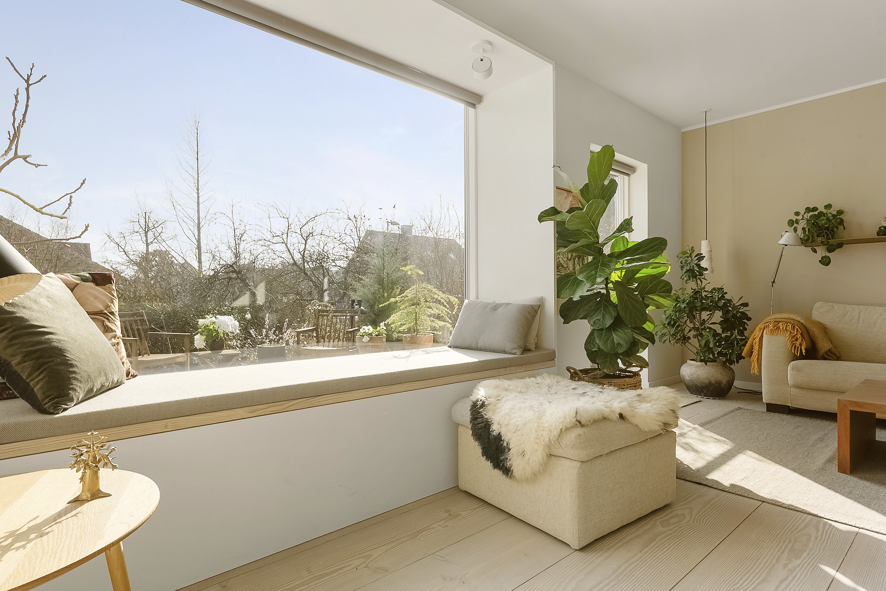 Fremhævet stue billede i fuldskærmstilstand. Billede af Otto Sverdrups Vej 5, Risvangen, 8200 Aarhus N